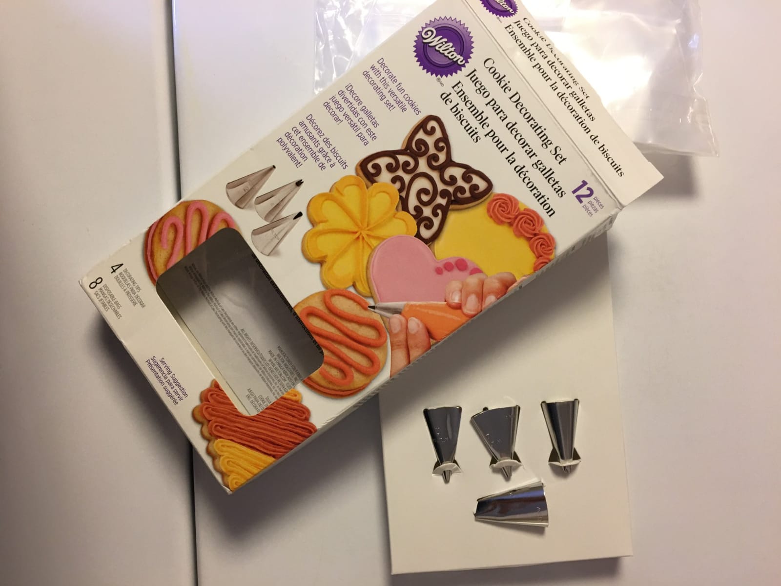 Wilton Cookie Decorating Supplies and Tools Set, 12-Piece customer photo 1