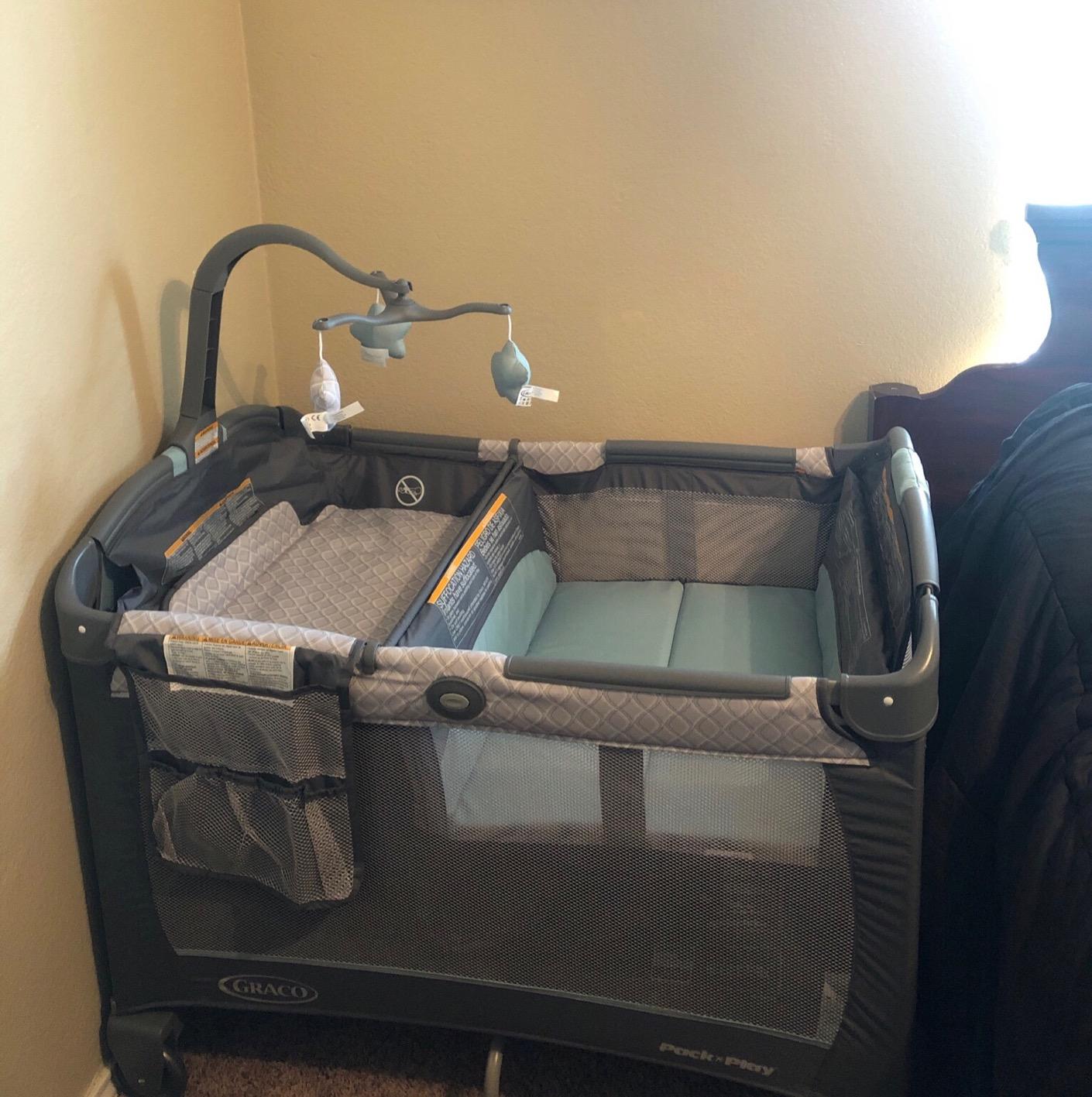 Graco Pack and Play Change 'n Carry Playard with Portable Changing Pad, Manor customer photo 1