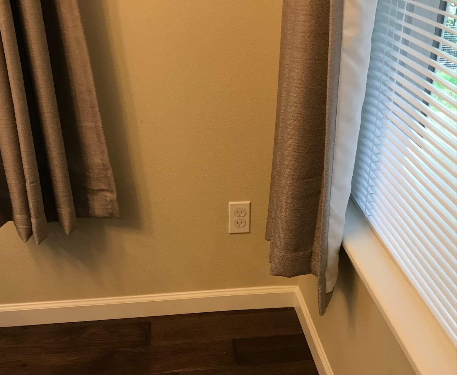 Power Gear Electrical Outlet Baby Proof Covers, 30 Pack, Clear customer photo 2
