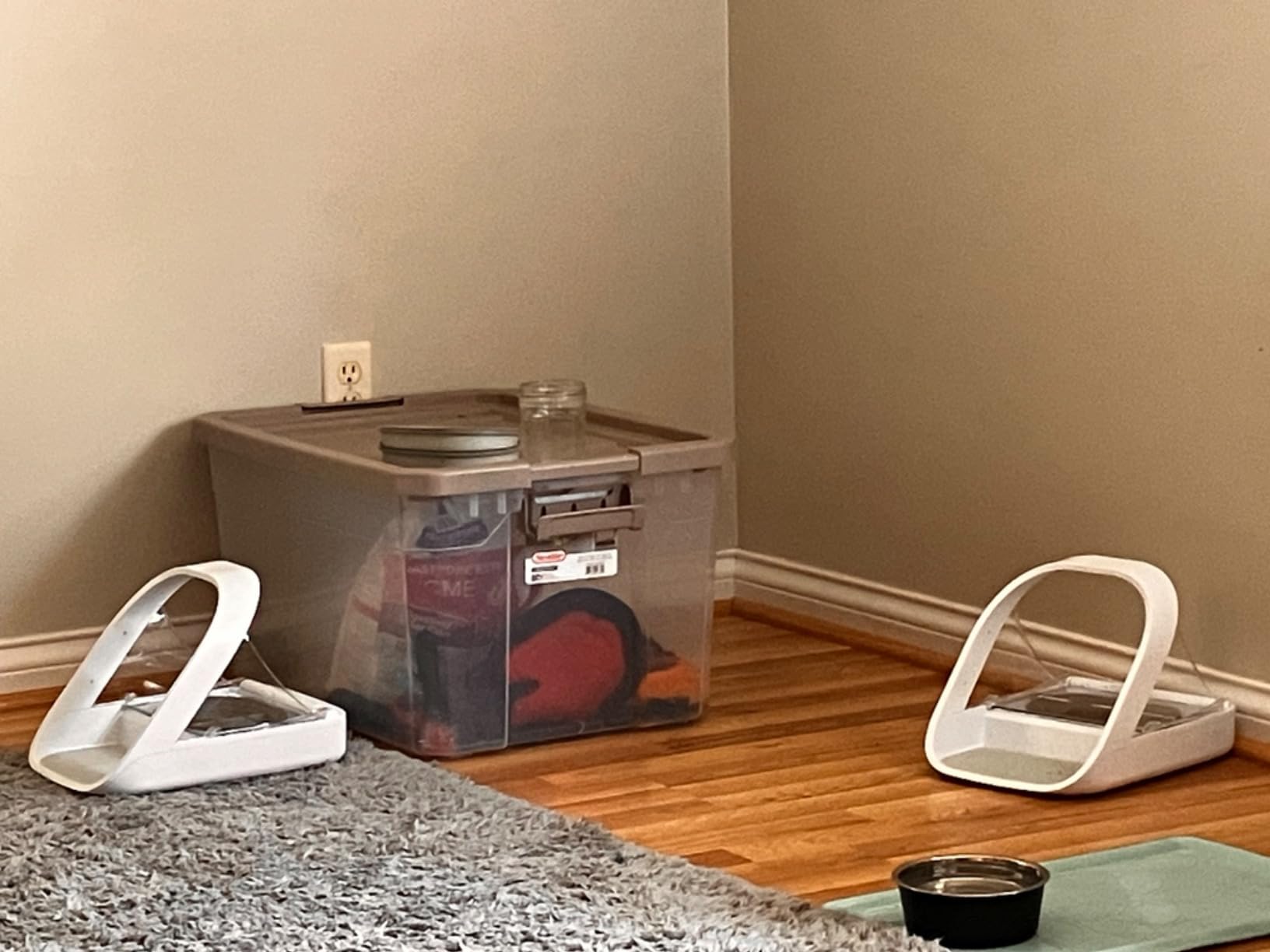 Sure Petcare SureFeed Microchip Pet Feeder - Selective Automatic Pet Feeder, Suitable for Both Wet and Dry Food customer photo 1