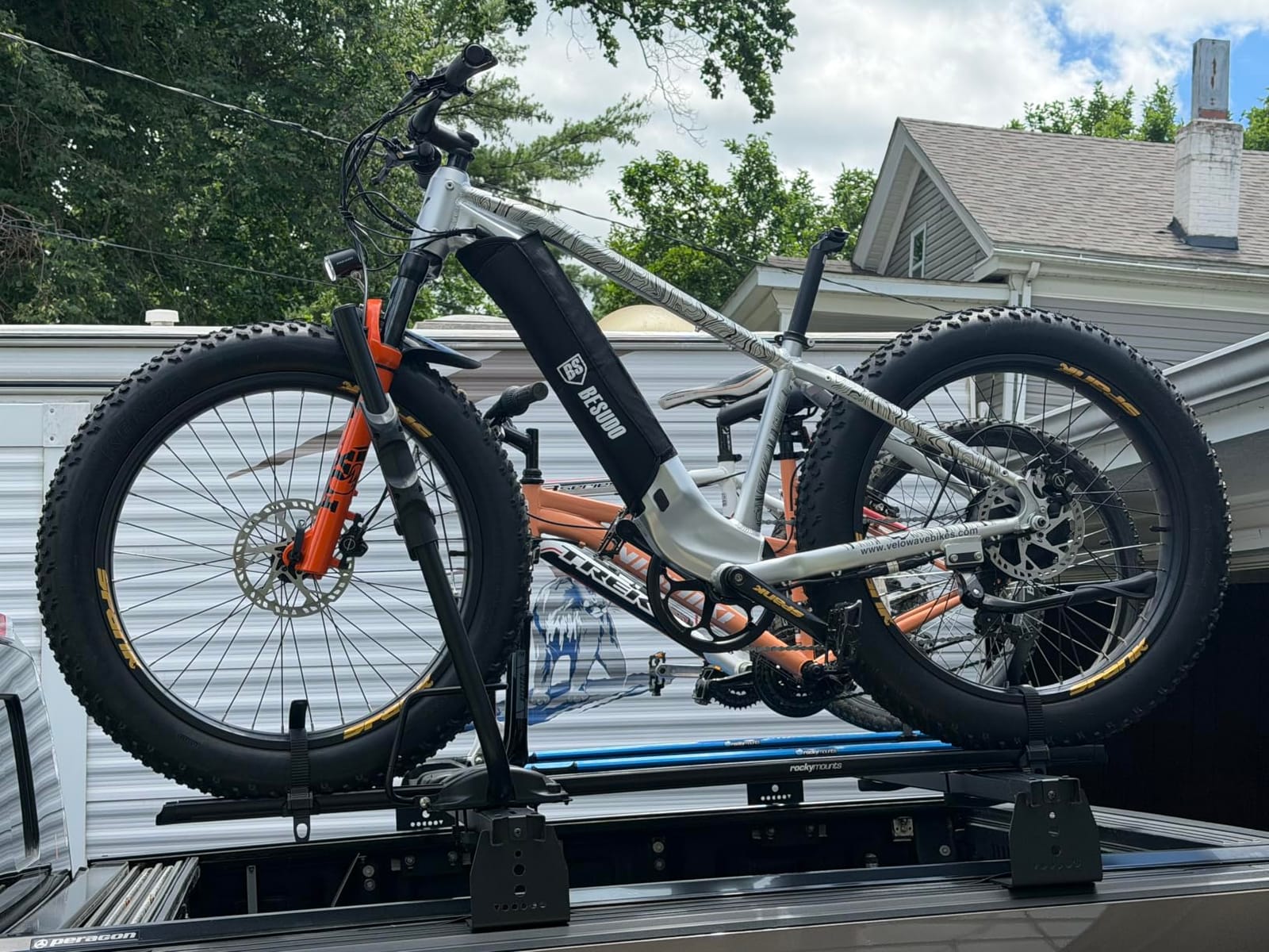 RockyMounts Tomahawk upright roof bike rack customer photo 1