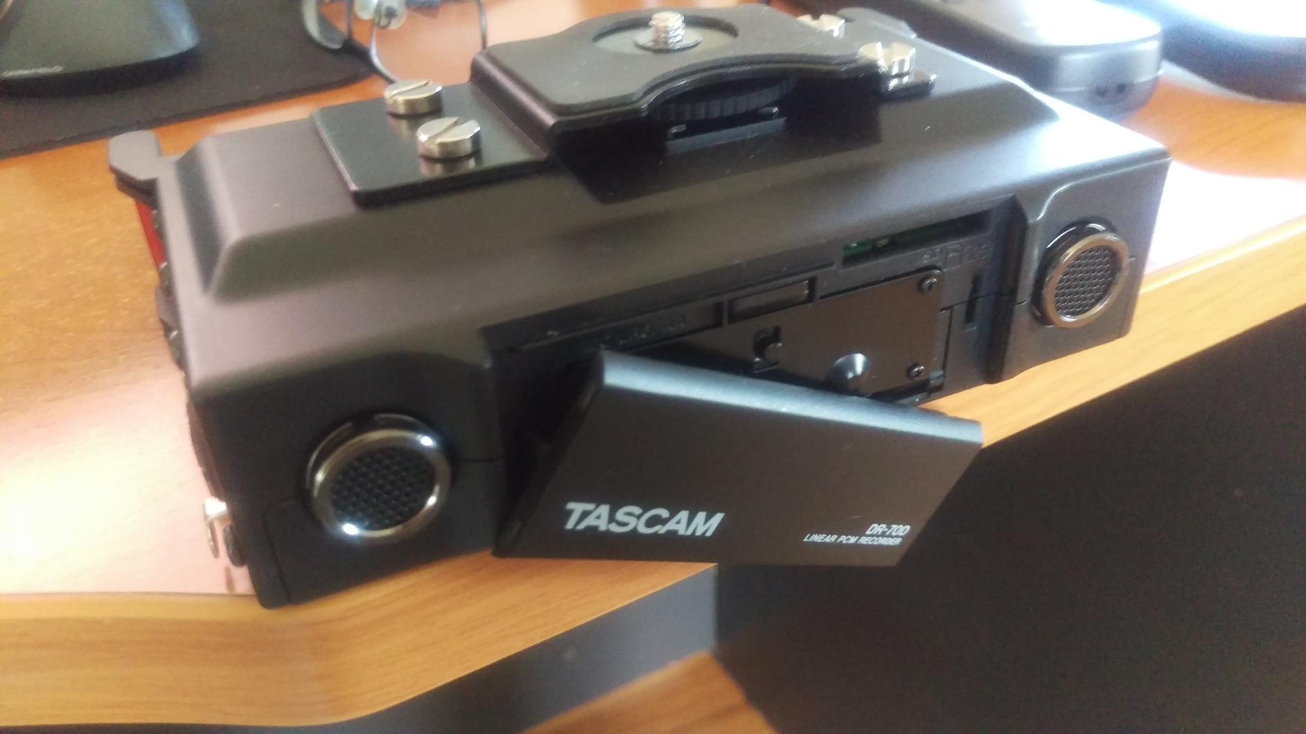 TASCAM 4-Channel Portable Audio Recorder for Videographers, 4 Combo XLR/TRS Inputs, 2 Internal Mics, Limiter, HP Filter (DR-70D) customer photo 2