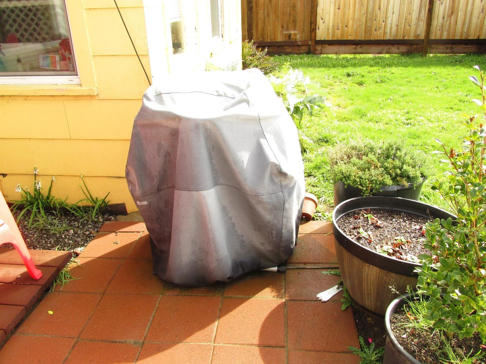 Classic Accessories Water-Resistant 52 Inch BBQ Grill Cover customer photo 2