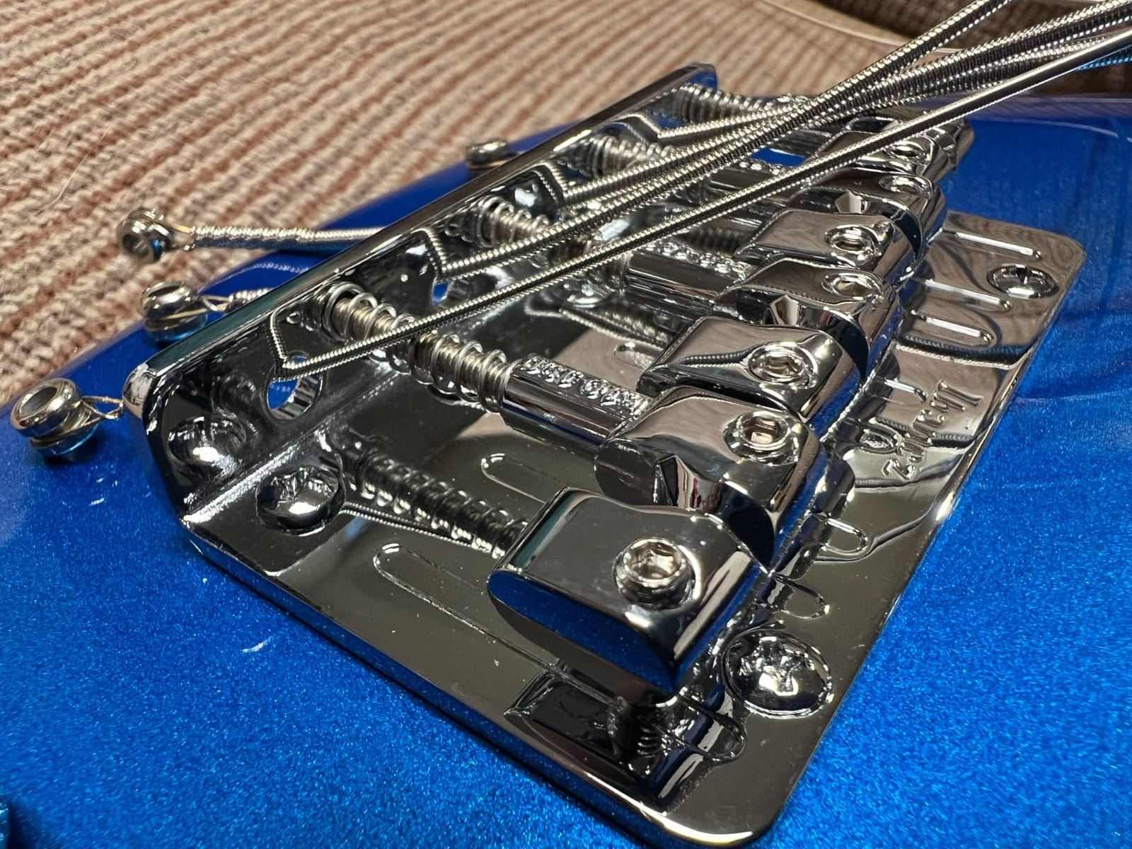 Ibanez GSRM20BWNF MiKro - Walnut Flat | Short-scale electric bass with mahogany body, PJ pickup configuration and 22 frets customer photo 2