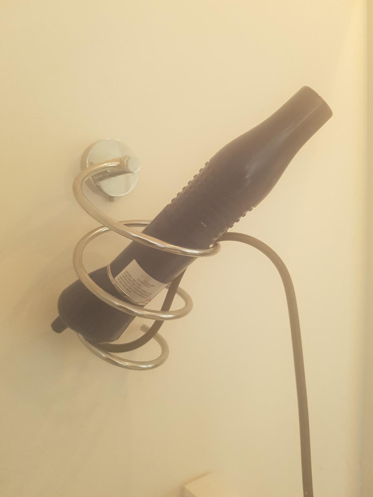 Lift Wand Professional High Frequency Facial Wand Machine Includes 7 Electrodes, and Aluminum Case, Anti Aging Device, Diminish Wrinkles, Scars, Dark Circles, Breakthrough Device for Beauty customer photo 1