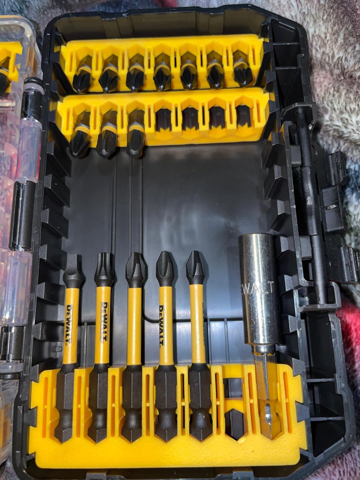DEWALT Screwdriver Bit Set, 100 Pc Impact Driver Bit Set with Drill Bits, Magnetic Holder and Nut Drivers, FlexTorq Impact Ready, ToughCase Included (DWA2FTS100) customer photo 2