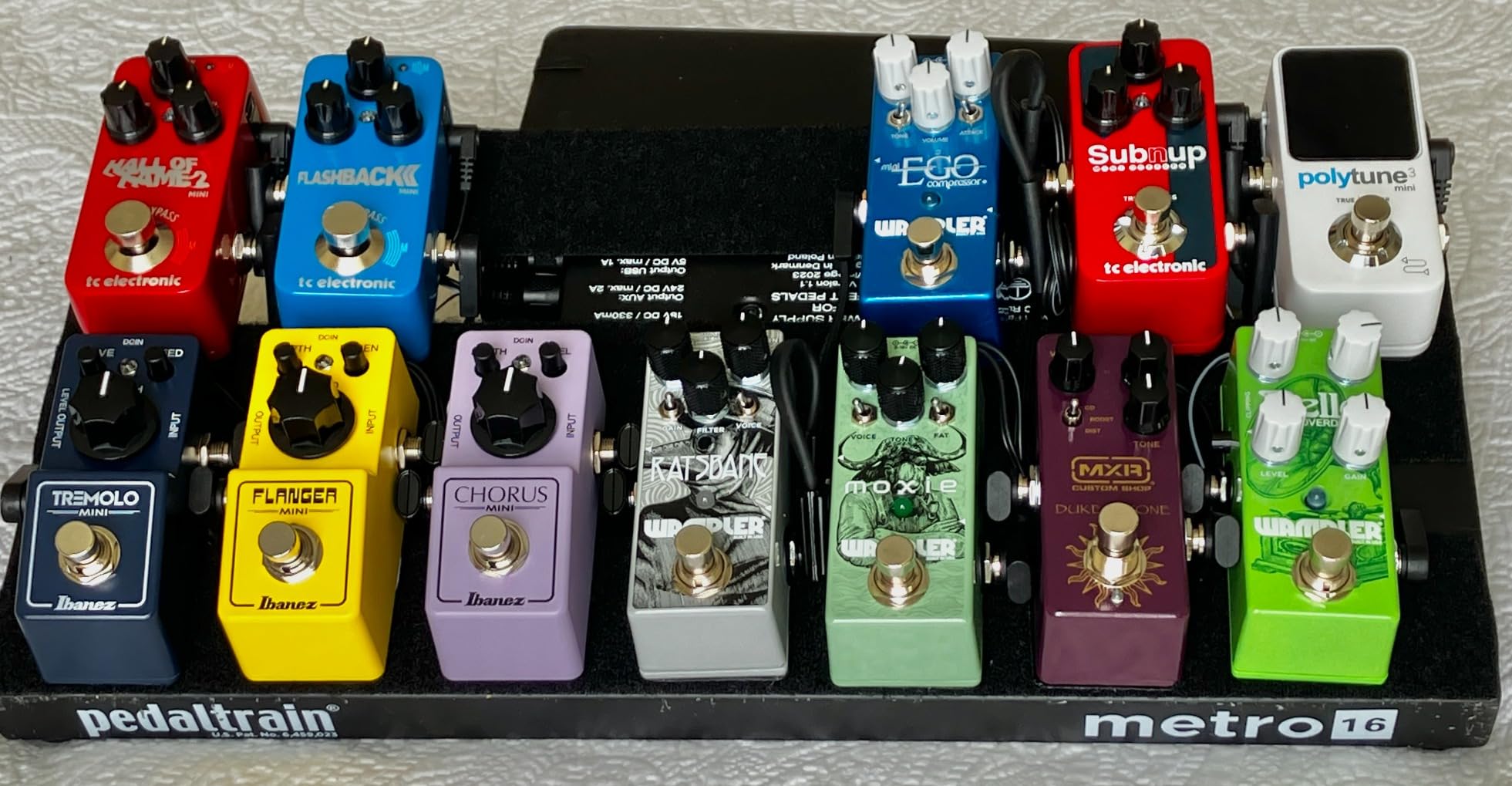 Pedaltrain Metro 16 16-inch x 8-inch Pedalboard with Soft Case customer photo 1
