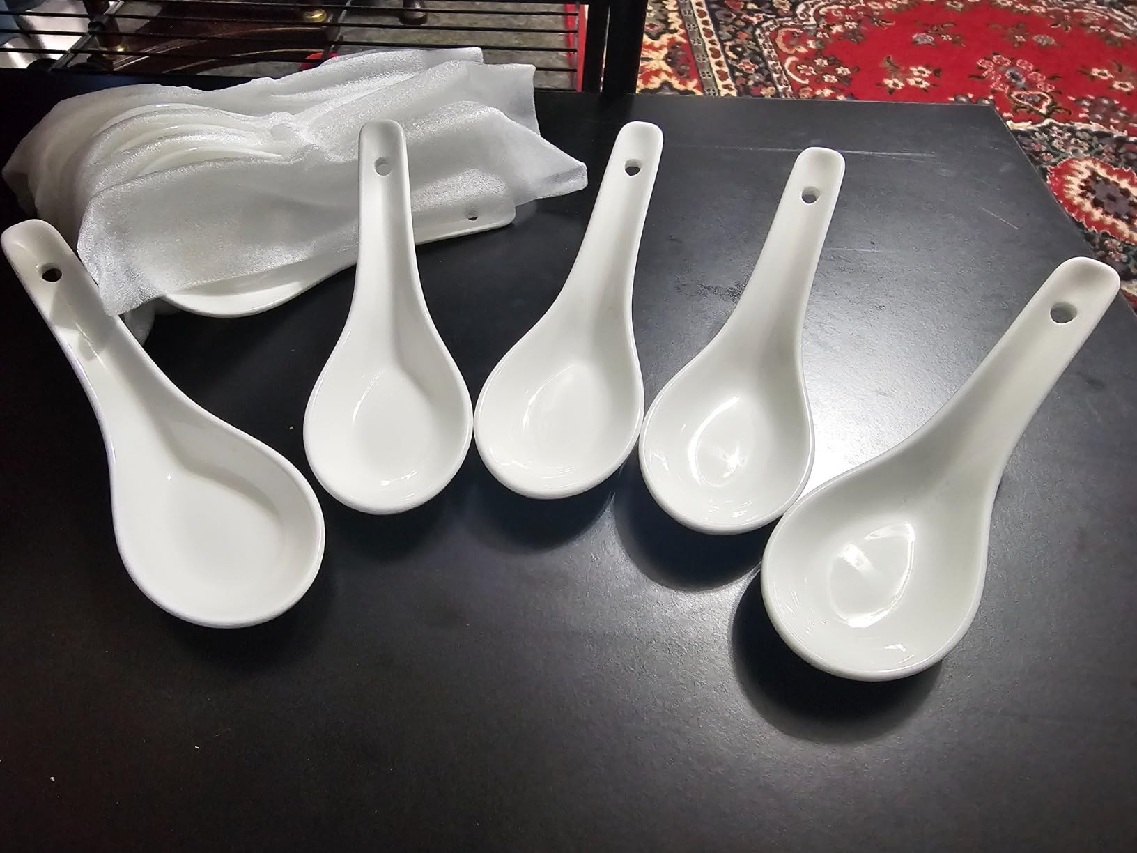 DOWAN Soup Spoons, Ceramic Asian Soup Spoons, White Japanese Spoon Large for Ramen Pho Wonton Dumpling Miso, Deep Oval Hook Design, Set of 12 (12, Soft White) customer photo 2