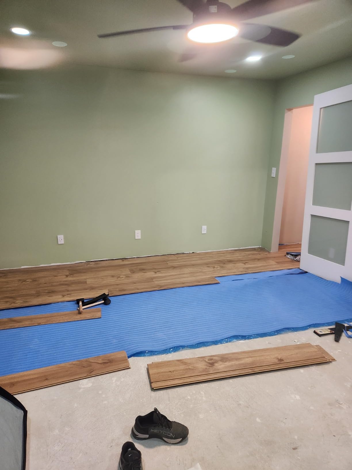 BlueStep Underlayment with Moisture Barrier for Laminate and Wood Floors, (200 sq.ft Roll) customer photo 1