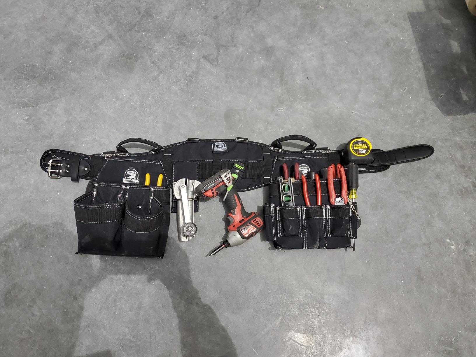 Gatorback B240 Professional Electrician Tool Belt Combo, Medium | Patented Ventilated Back Support System With Memory Foam, 27 Pockets & Slots, and Heavy-Duty Contractor-Grade Construction. customer photo 1