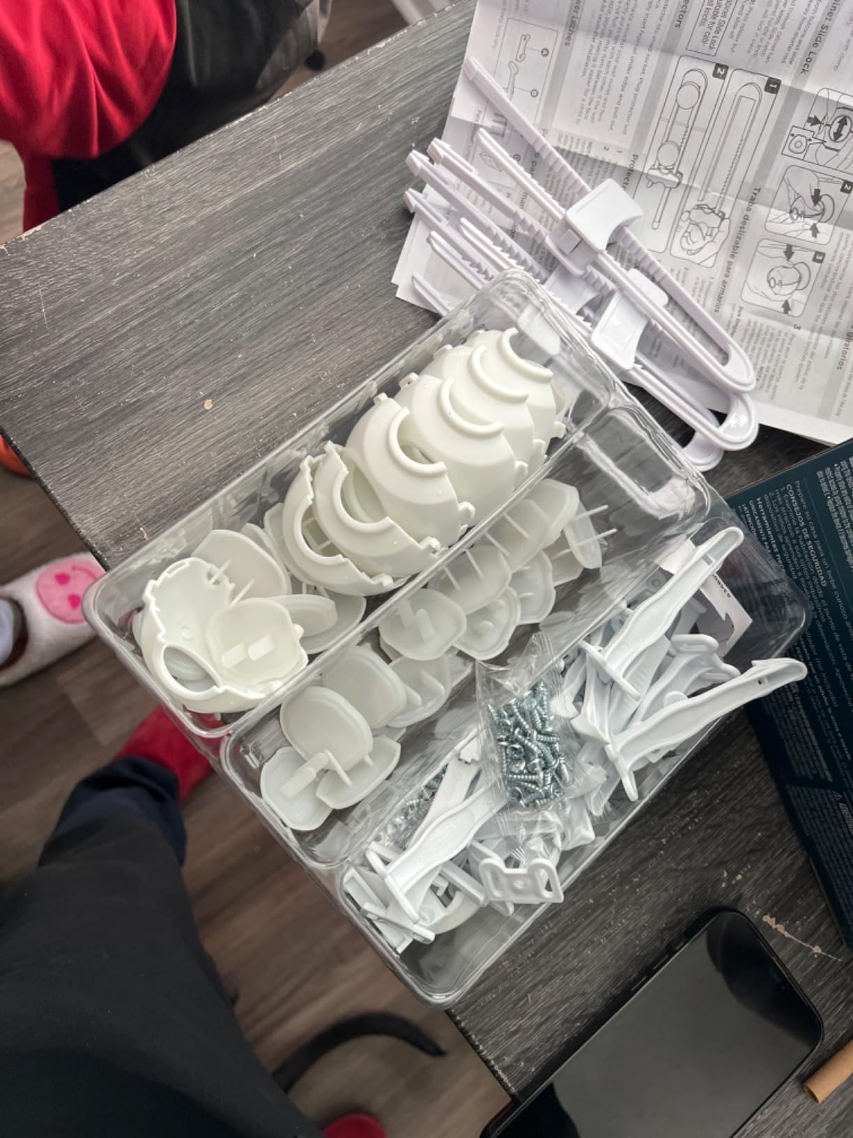 Safety 1st Home Safeguarding and Childproofing Set (80 Pcs), White customer photo 1