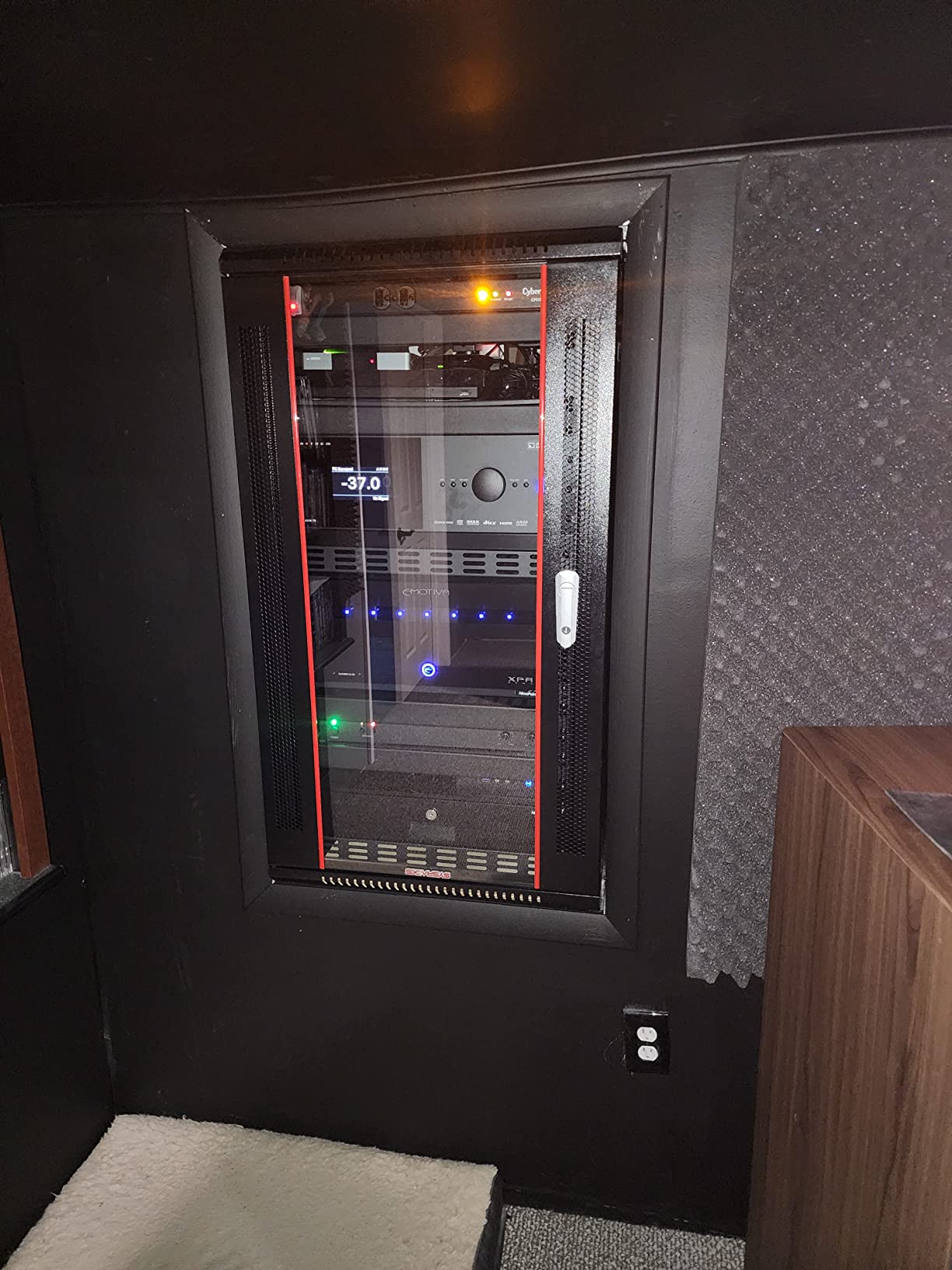 15U Wall Mount Server Rack Cabinet 24” Deep, 19” Network & AV Enclosure for Home Lab with Fan, PDU, 2 Shelves, Locking Glass Door customer photo 1
