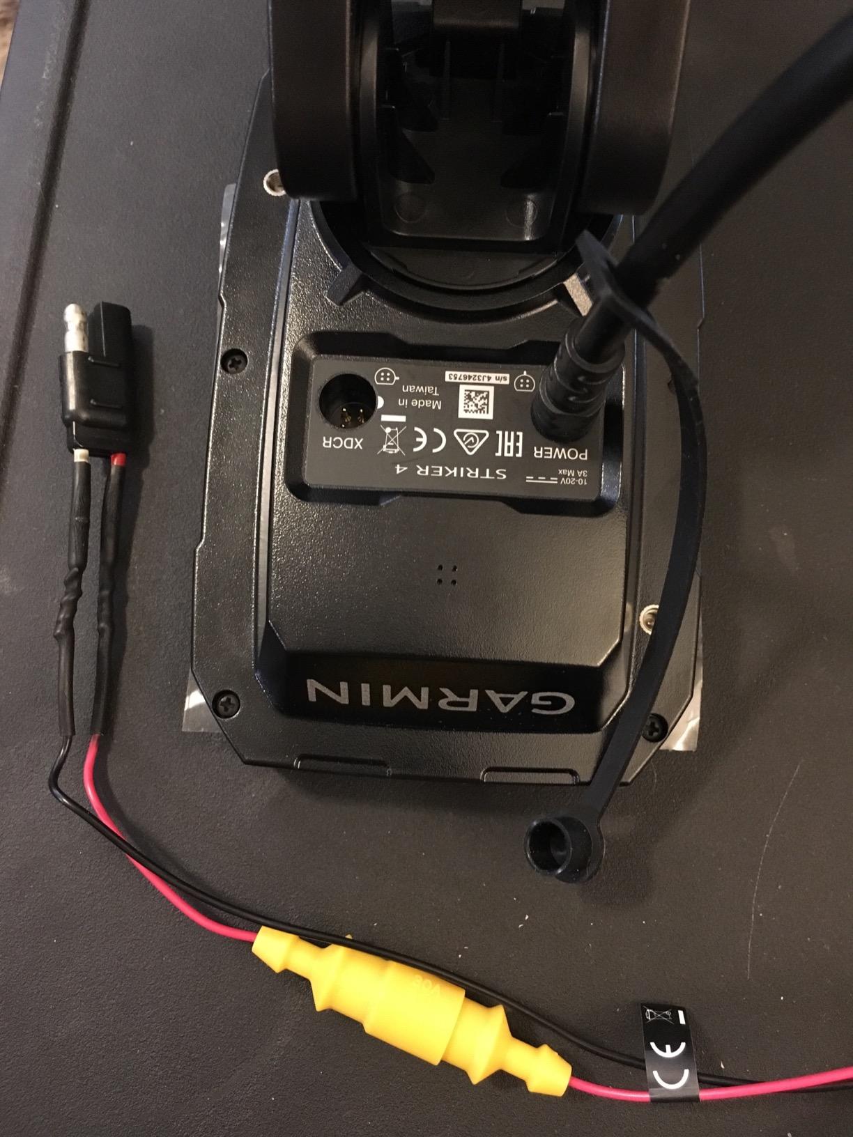 Garmin 010-01550-00 Striker 4 with Transducer, 3.5