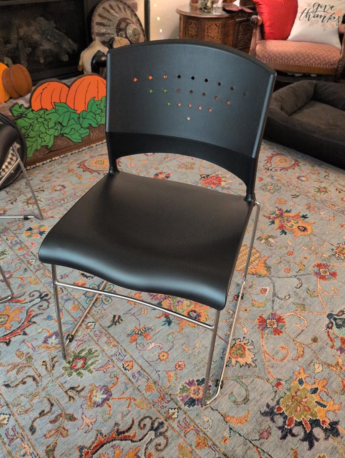 Flash Furniture Hercules Series Contoured Stacking Chairs for Waiting Rooms and Offices, Ergonomic Lobby Chairs with Curved Back, Set of 5, Black customer photo 1