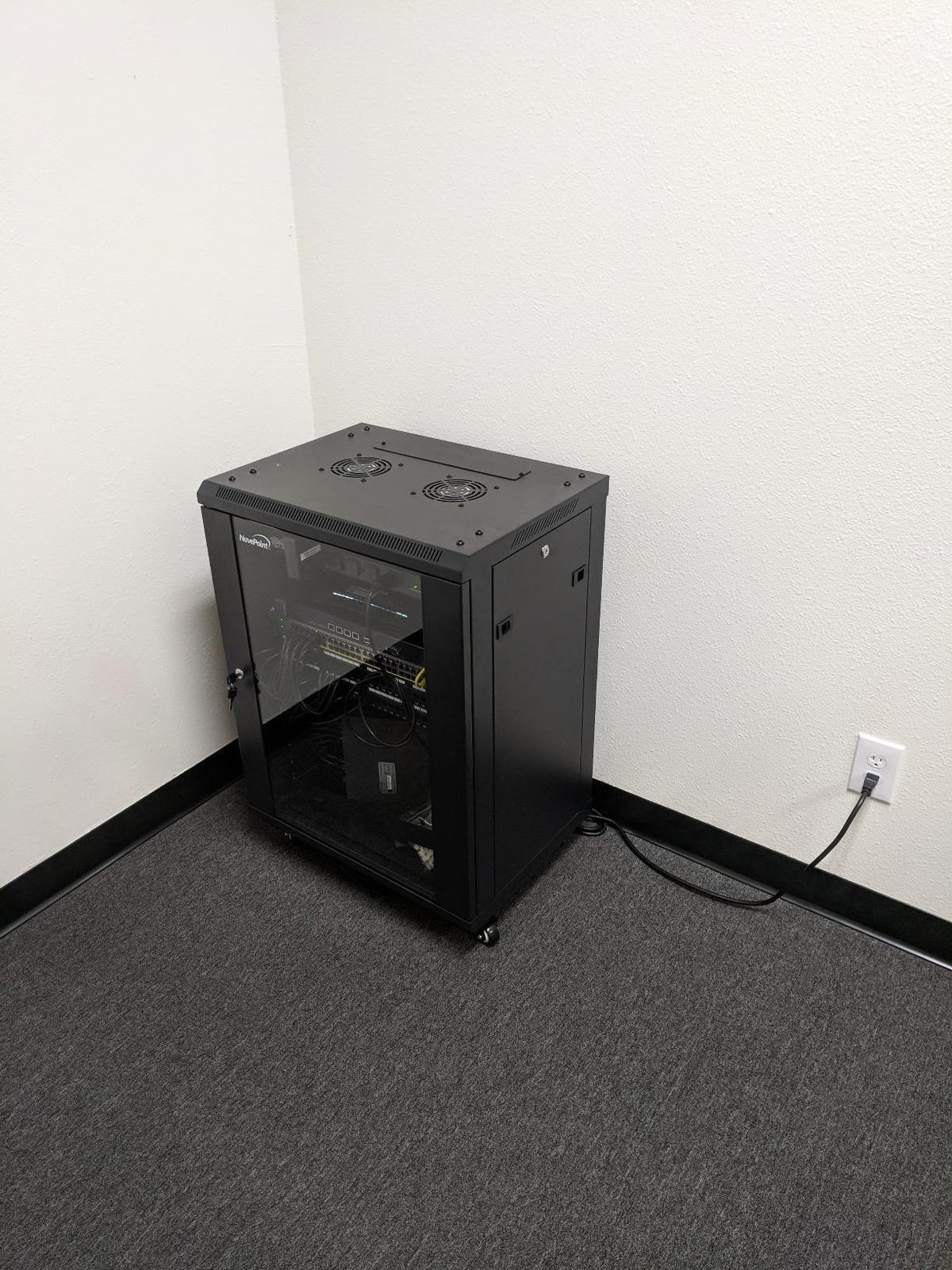 NavePoint 15U Server Cabinet Wall Mount Rack Enclosure with Caster Wheels, Includes 2 Fans, Locking Glass Door, Removable Side Panels – 15U Network Cabinet 17.7” Deep, 19”Server Rack for IT Equipment customer photo 1