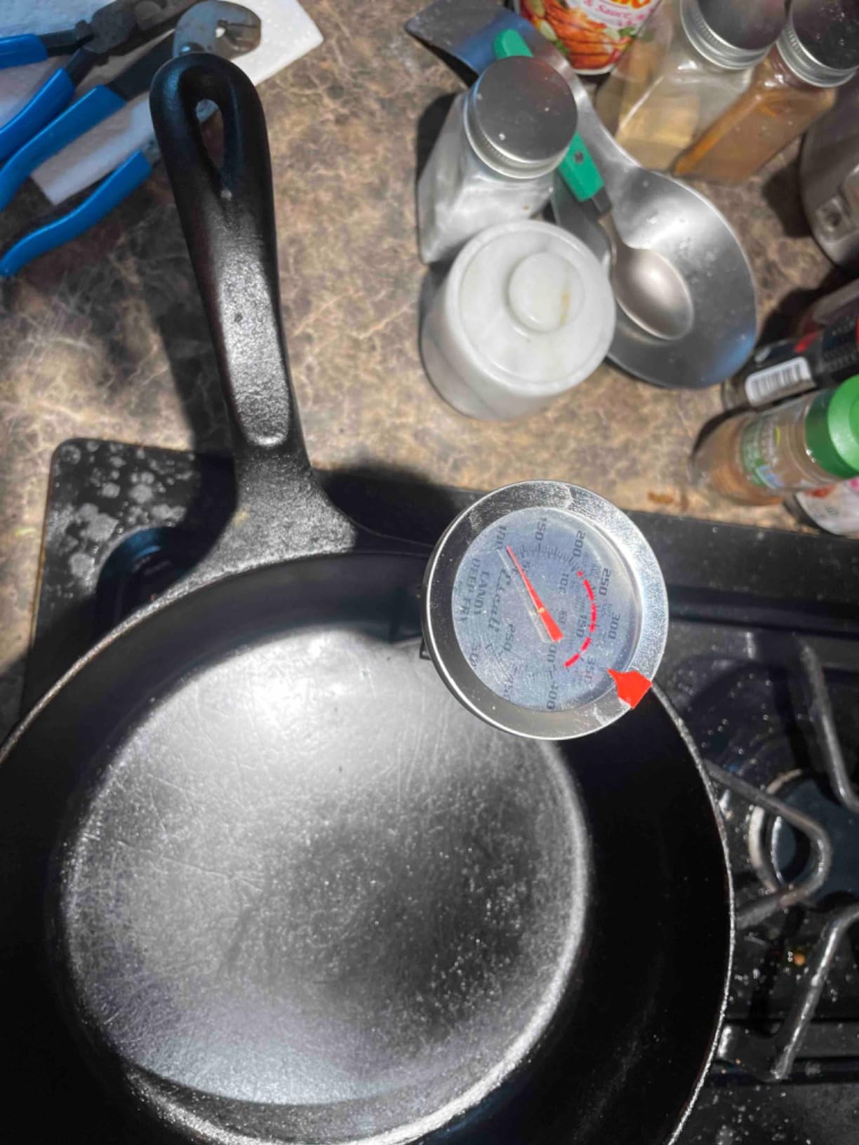 Escali AHC1 Stainless Steel Deep Frying and Candy Thermometer with Pot Clip, 5-Inch Probe with Candy Temperature Zones, NSF Certified customer photo 1