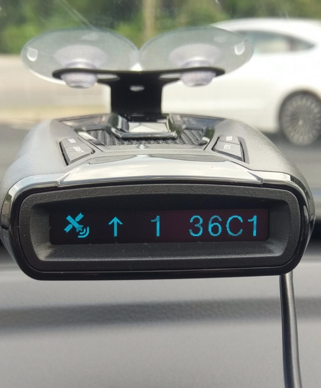 Whistler CR93 High Performance Laser Radar Detector: 360 Degree Protection, Bilingual Voice Alerts, and Internal GPS, Black customer photo 1