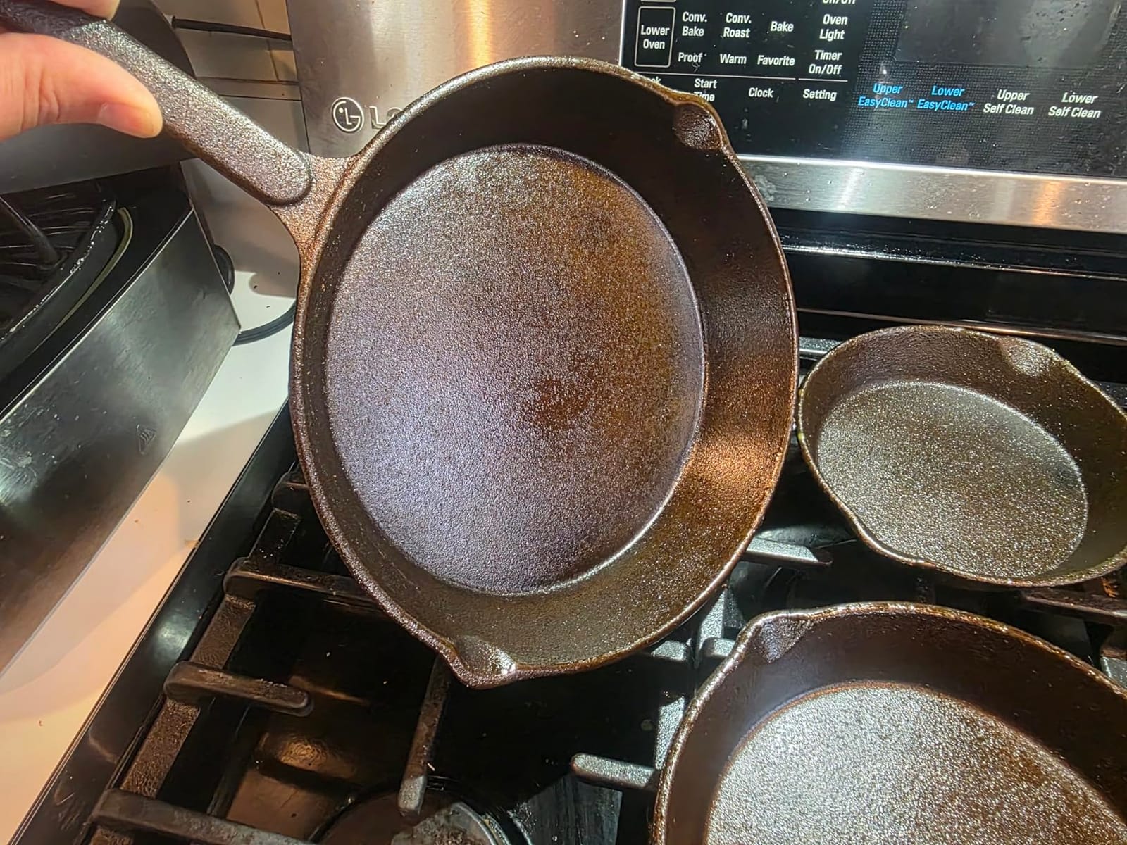 Stik® Cast Iron and Carbon Steel Seasoning - Family Made in USA - The Cast Iron Seasoning Oil & Conditioner Preferred by Experts - Maintain a Cleaner Non-Stick Skillet customer photo 1