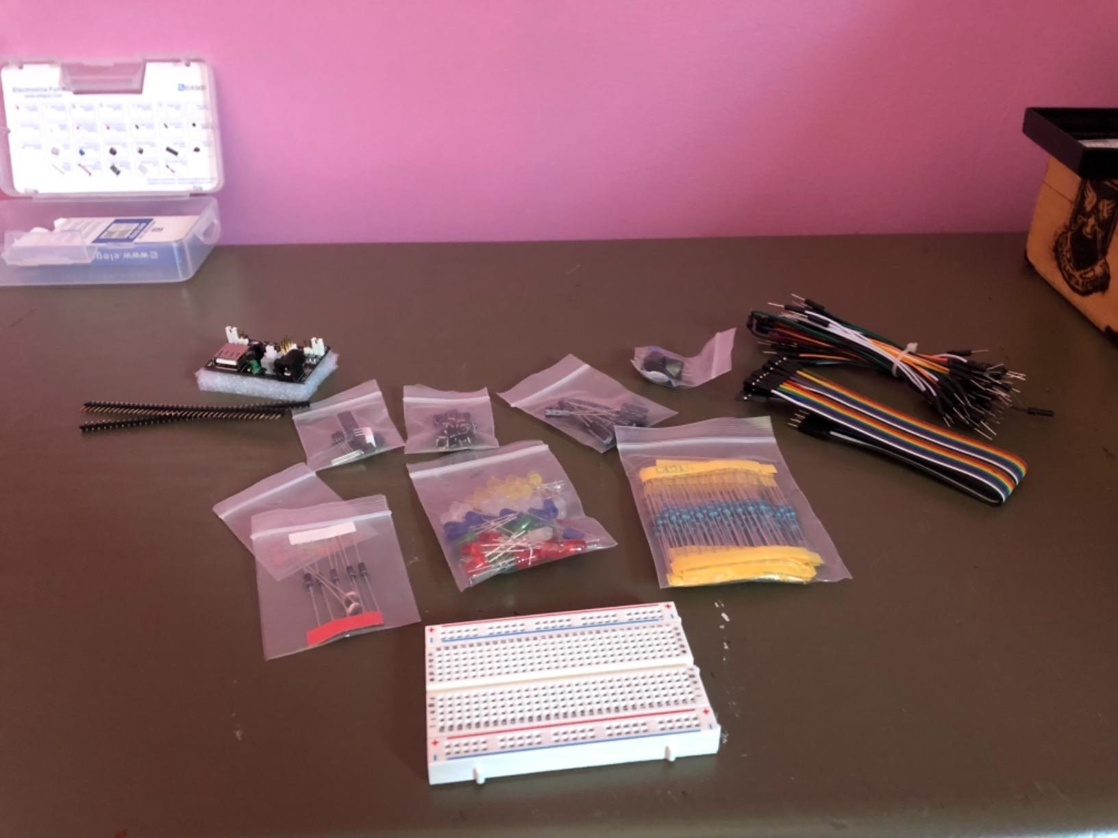 ELEGOO Electronic Fun Kit Bundle with Breadboard, 235 Items for Arduino customer photo 1