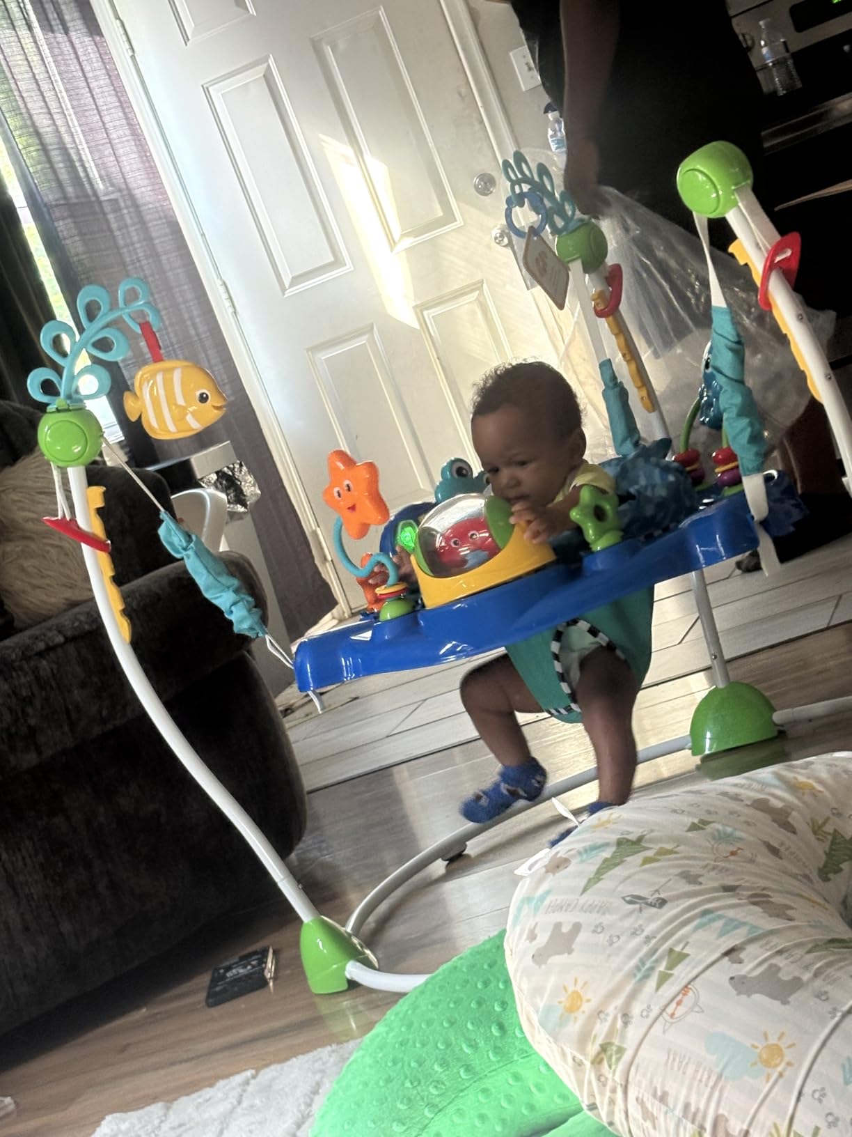Baby Einstein Neptune's Ocean Discovery Activity Baby Jumper Activity Center, Ages 6 Months +, Max Weight 25 lbs., Unisex customer photo 1