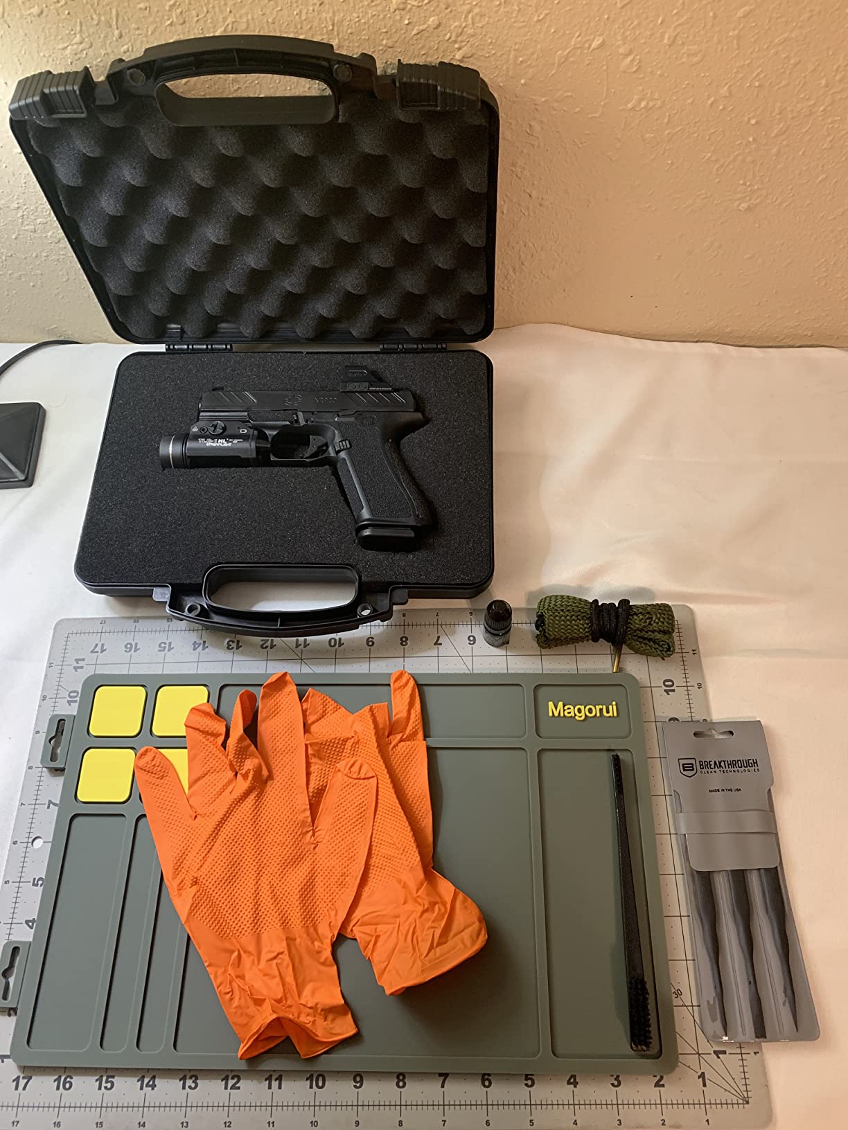 TSA Approved Pistol Range Case, Hard Lockable Handgun Revolver Gun Storage customer photo 2