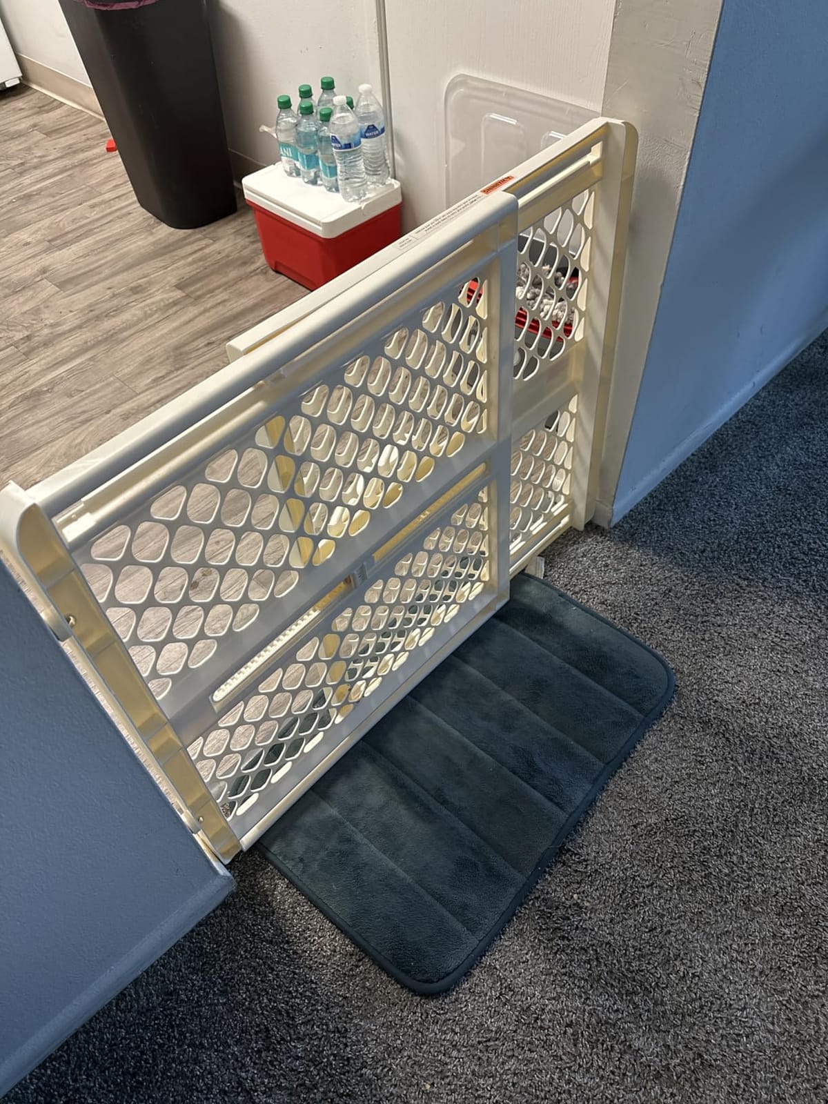Toddleroo by North States - Supergate Ergo Baby Gate: Plastic Baby Gate for Stairs & Doorways - Adjustable Indoor Safety Gate - Made in USA - 26 to 42 Inches Wide - 26 Inches Tall - Sand customer photo 2