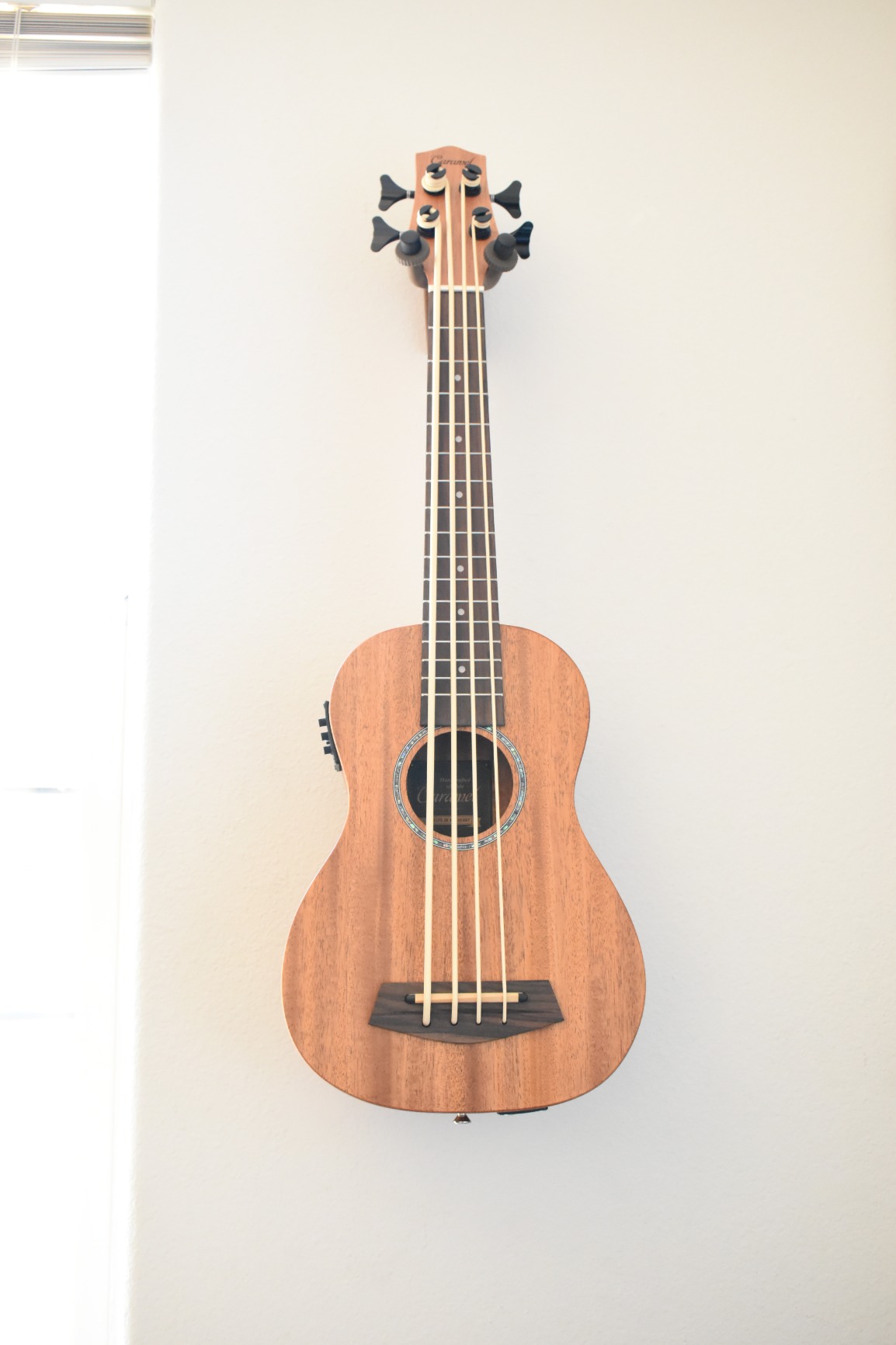 Caramel CUB402 Electric 30inch All Solid Wood Mahogany Ukulele Bass customer photo 2