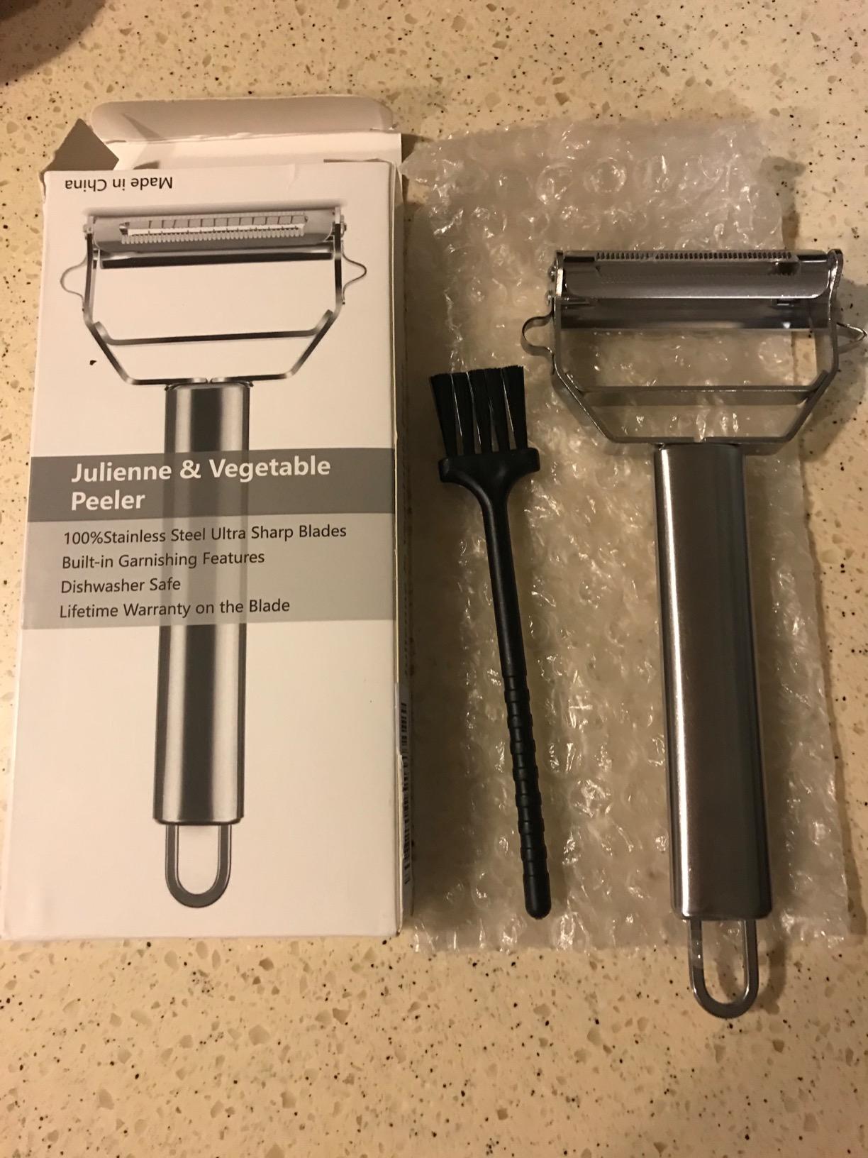 Sunkuka Potato Apple Vegetable Peeler Julienne Peeler for Kitchen - 3 in 1 Y Peeler for Fruit Veggie Carrot Cucumber Zucchini, Sharp Stainless Steel Peeler with Cleaning Brush customer photo 2