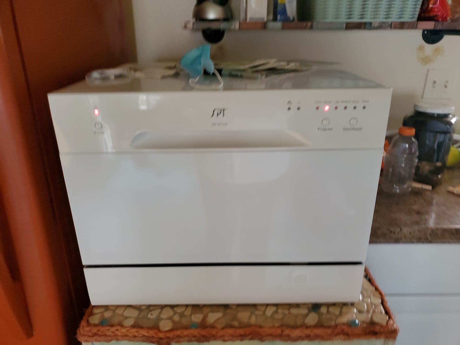 SPT SD-2225DW Countertop Dishwasher with Delay Start & LED, White, White customer photo 1