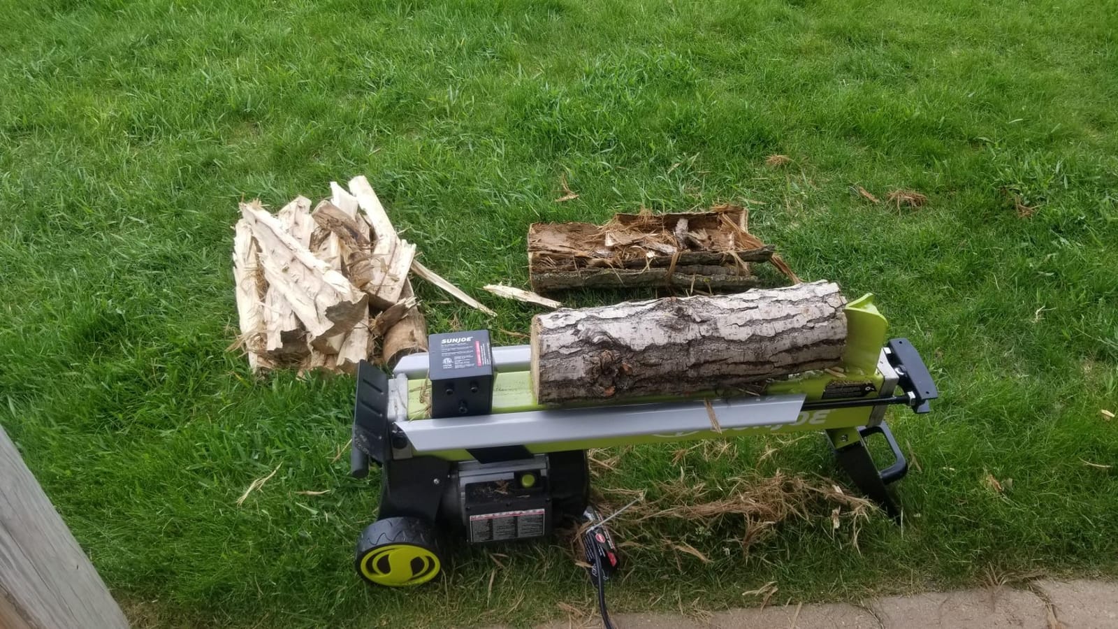 Sun Joe LJ602E 5-Ton 15 Am Electric Log Splitter w/Hydraulic Ram customer photo 1