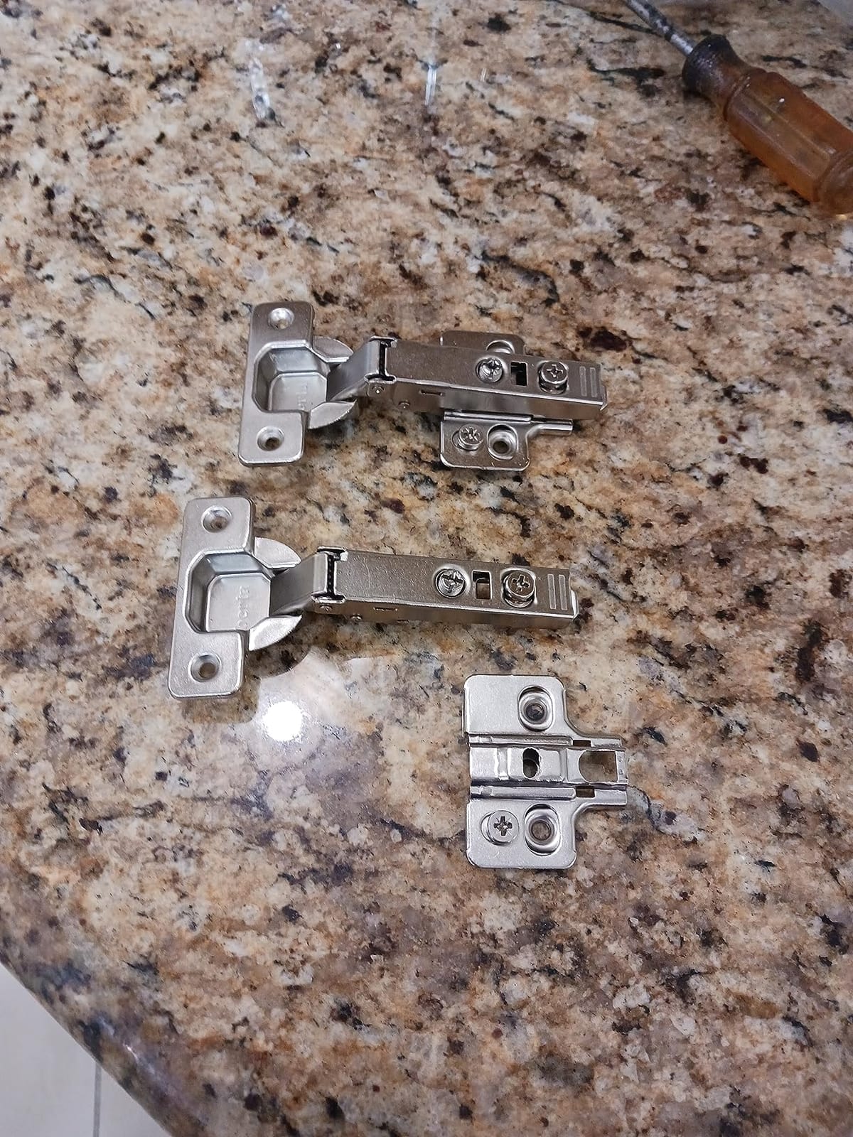 Berta 10-Pack Full Overlay Frameless Soft-Close European Hinges, 110° 3D Adjustable, Clip-On Concealed Kitchen Cabinet Door Hinges with Screws - Ideal for Modern Cabinets customer photo 2