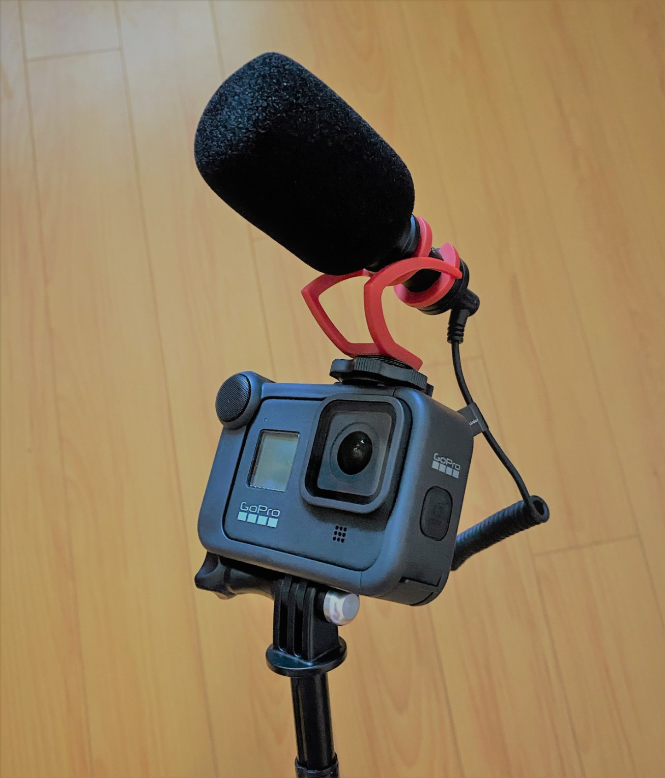 Camera Microphone,Comica CVM-VM10II Professional Video Microphone with Shock Mount, Deadcat,Compact Shotgun Mic Compatible with iPhone,DSLR Camera,Android Smartphones- Perfect for TikTok YouTube Vlog customer photo 2