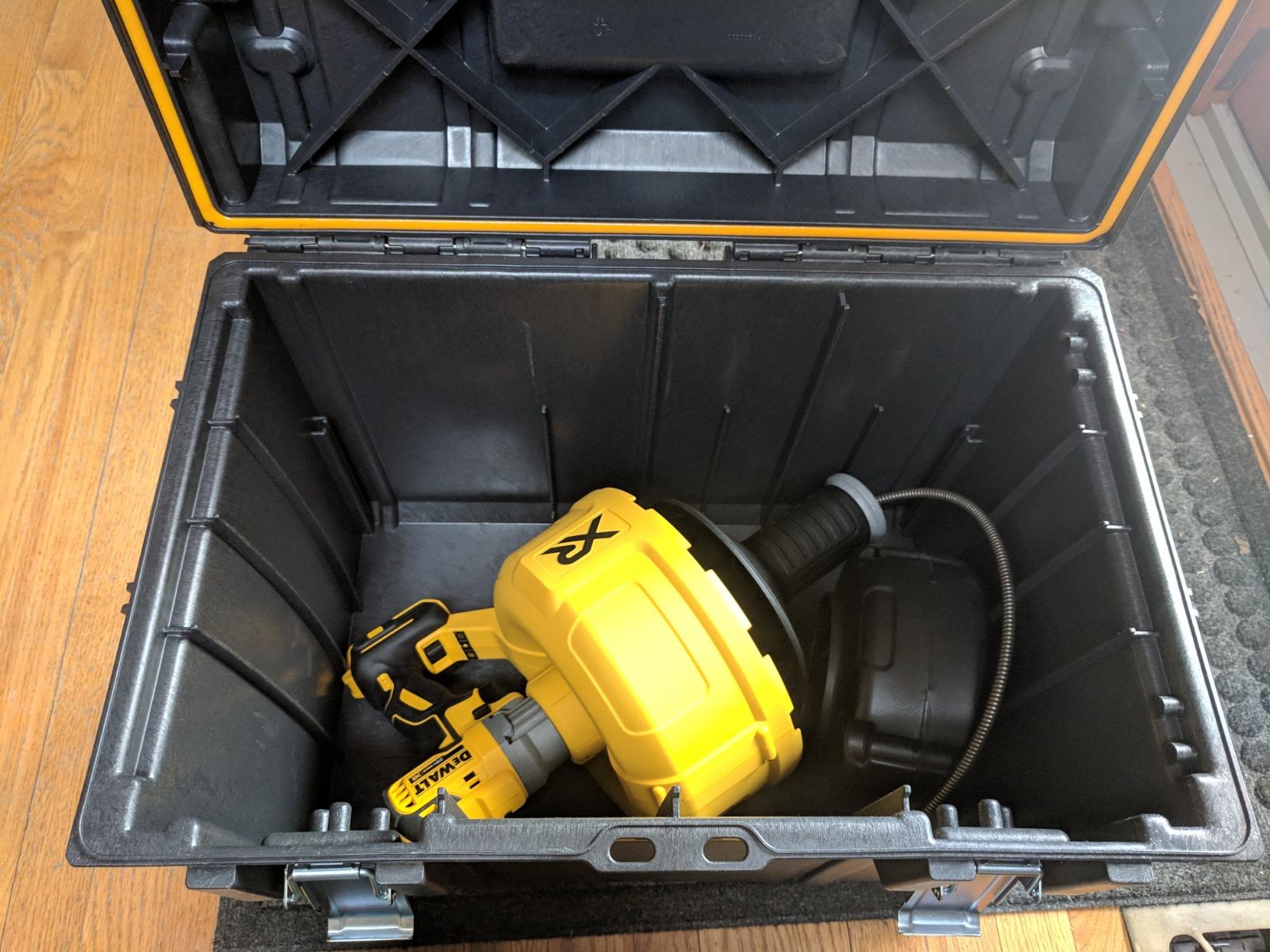 DEWALT DCD200B 20V MAX* XR® Brushless Drain Snake (Tool Only) customer photo 2