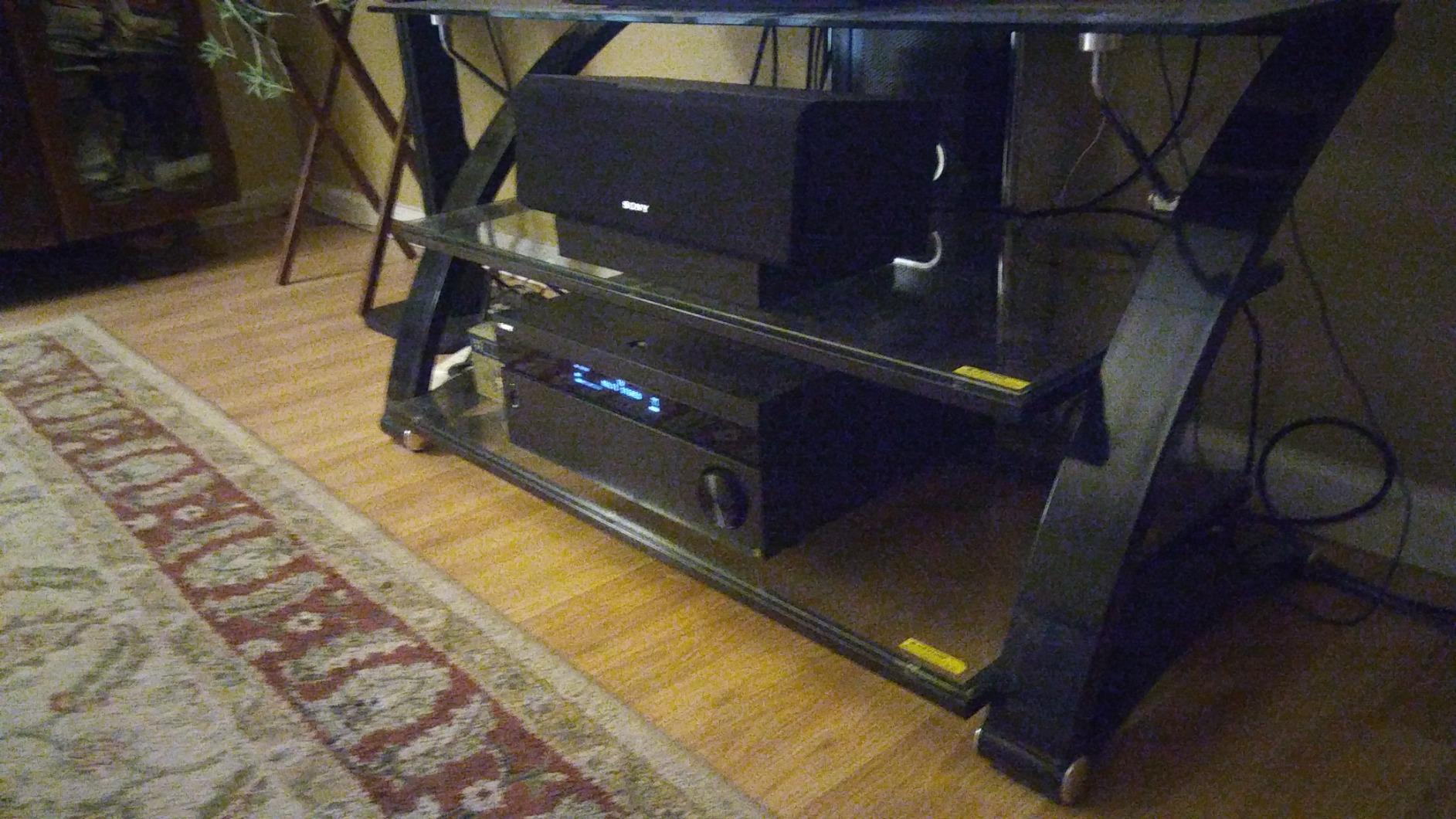 Sound Addicted - Studio Monitor Isolation Pads for 5 Inch Monitors, Pair of Two High Density Acoustic Foam which Fits Most Speaker Stands | SMPad 5 customer photo 1