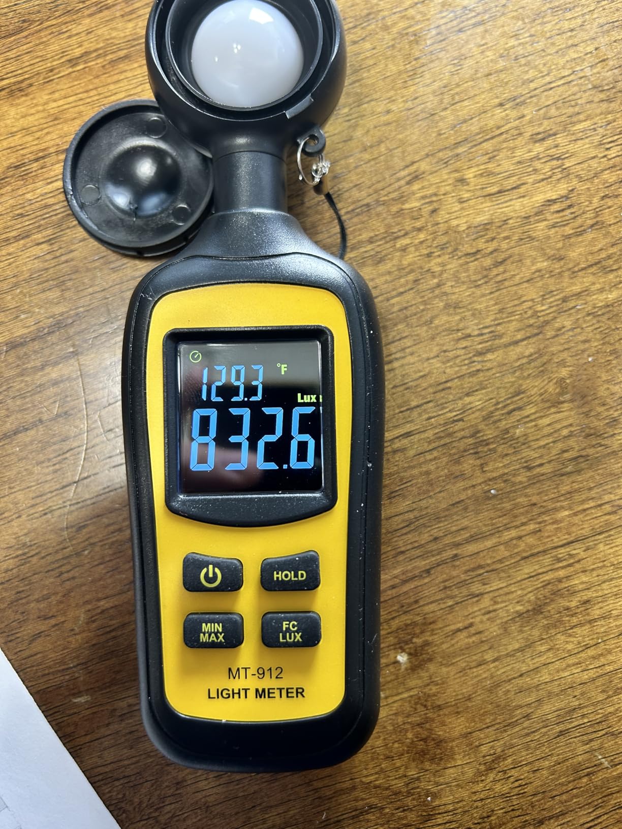 Light Meter Digital Illuminance Meter Handheld Ambient Temperature Measurer, Range up to 200,000 Lux, Luxmeter with 4 Digit Color LCD Screen customer photo 2