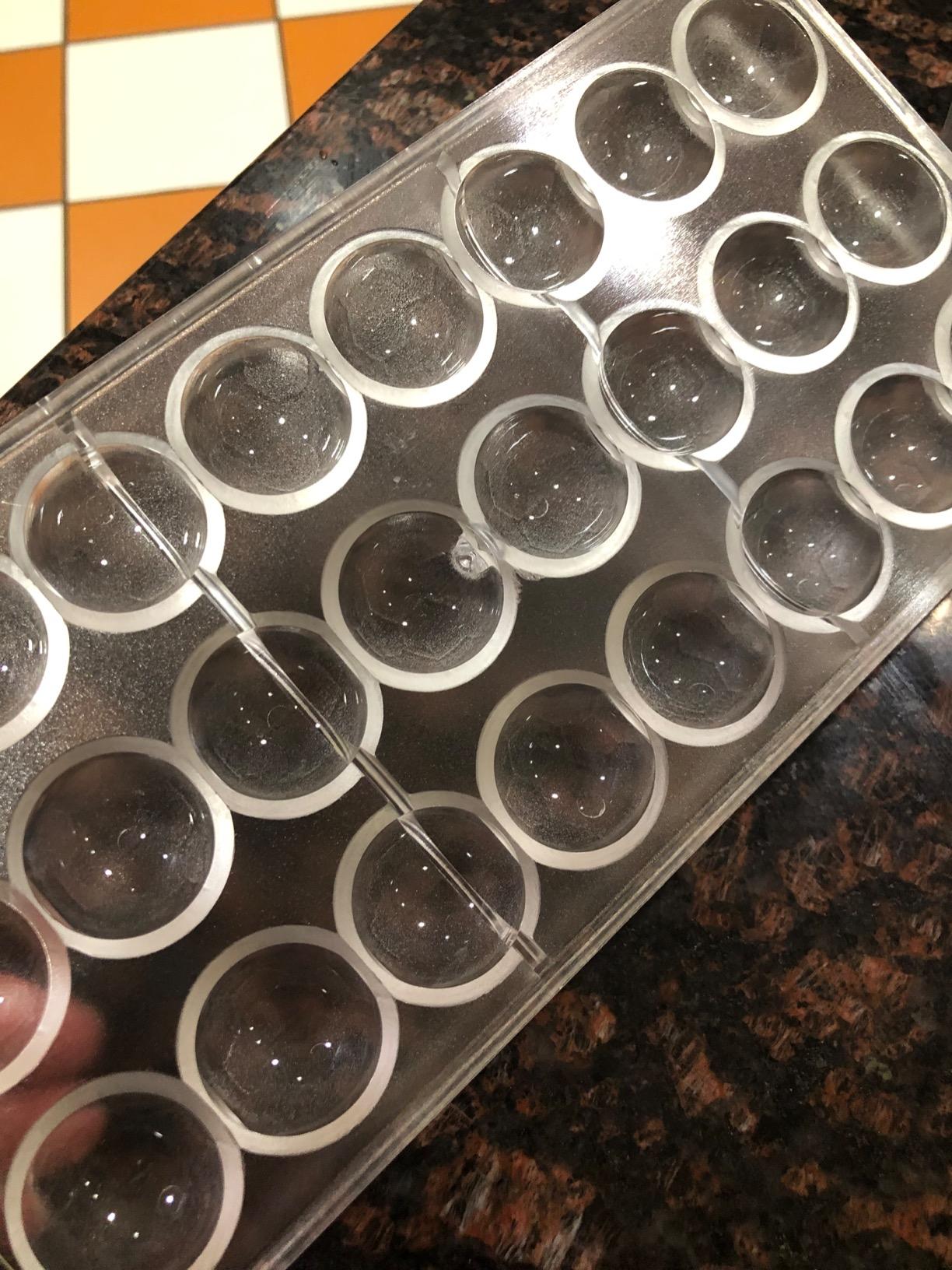 Large Half Ball Chocolate Mold Ball Polycarbonate Mould Chocolate Semi Sphere Mold Tray (Large 2.5inch) customer photo 2