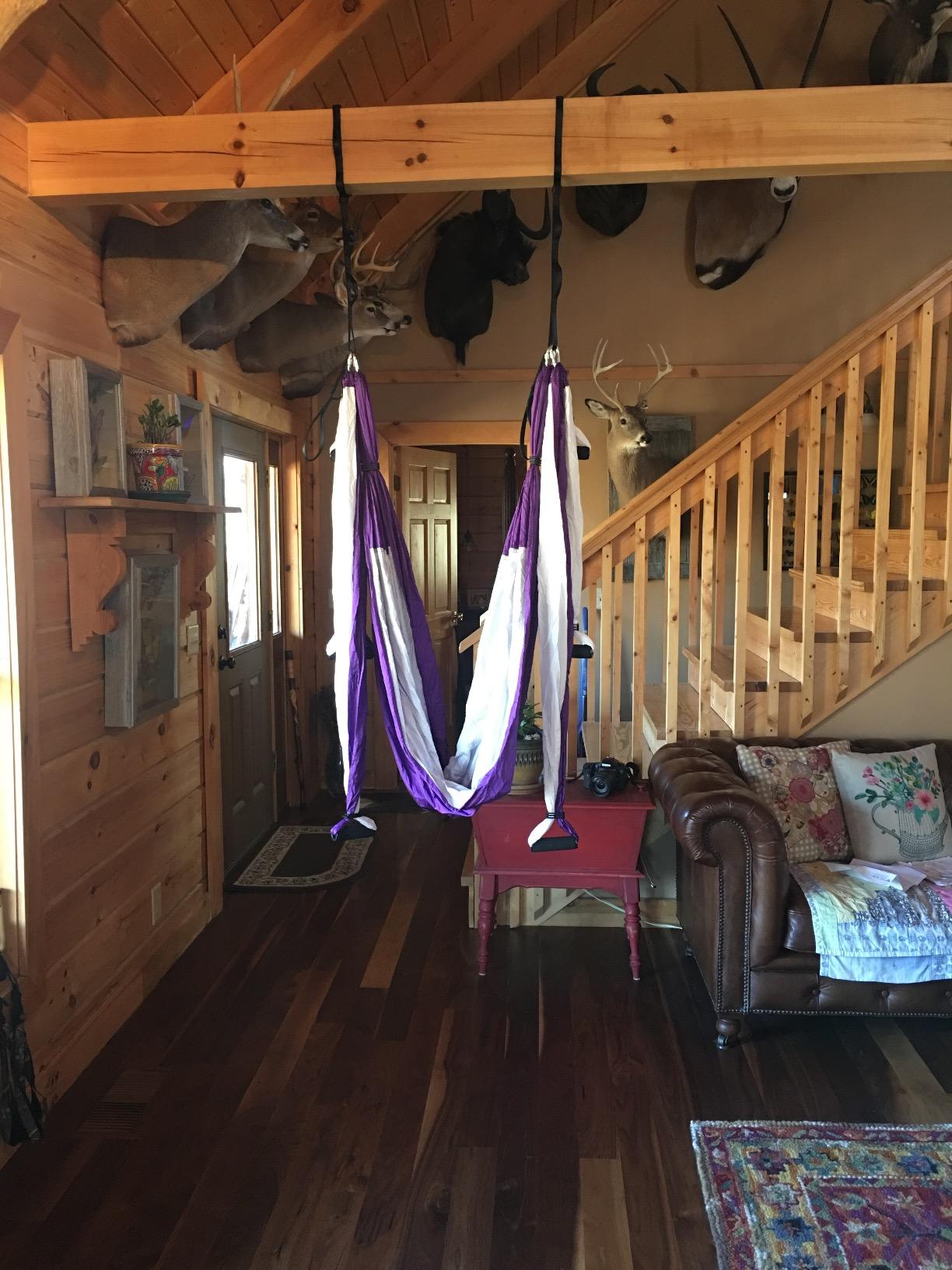 ZELUS Aerial Yoga Swing Sling Strong Yoga Hammock Kit Set Trapeze Inversion Equipment Include 2 Extensions Straps and Ceiling Mounting Kit customer photo 2