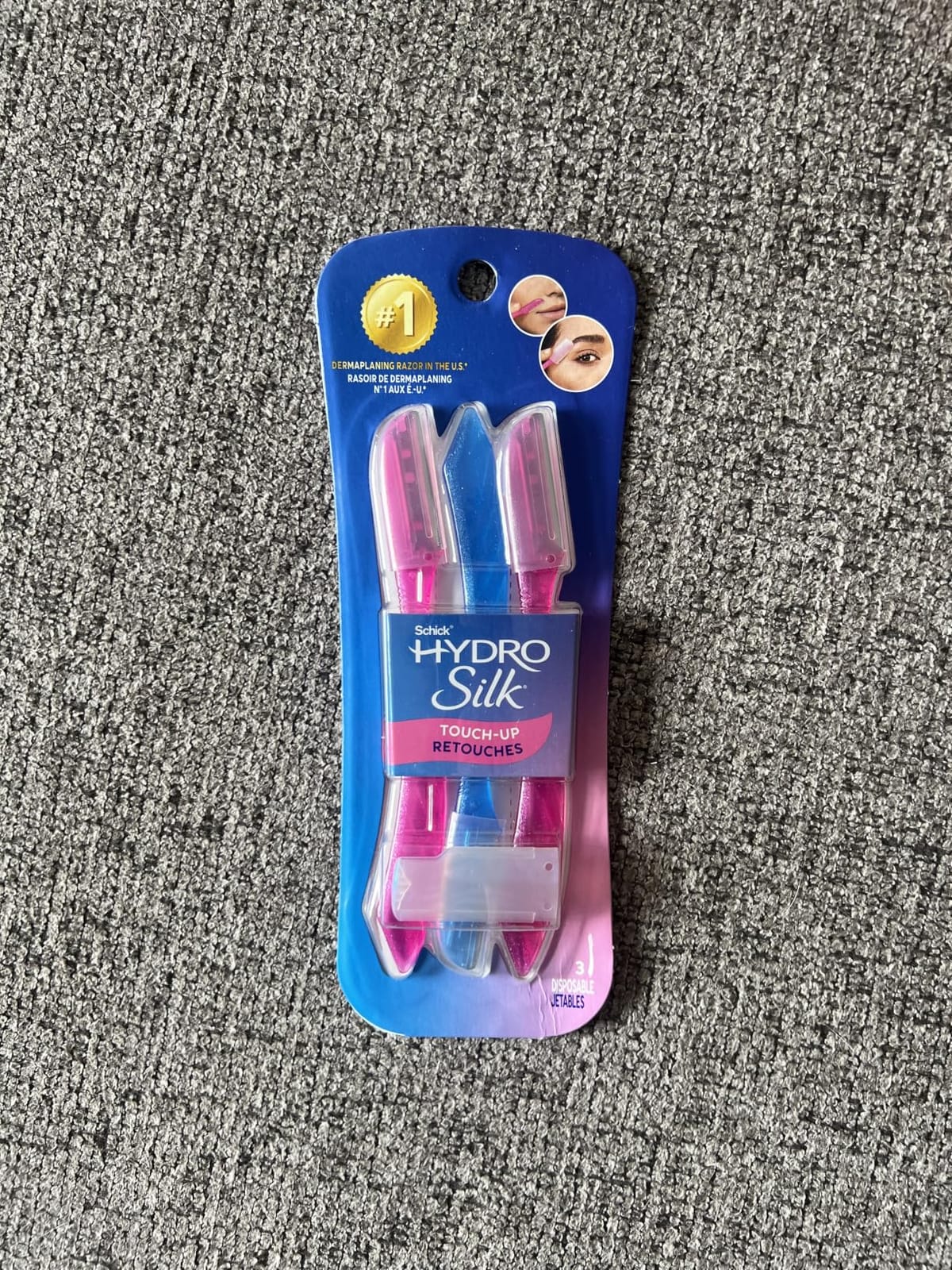 Schick Hydro Silk Touch-Up Dermaplane Razor for Women Face, 3 ct customer photo 1
