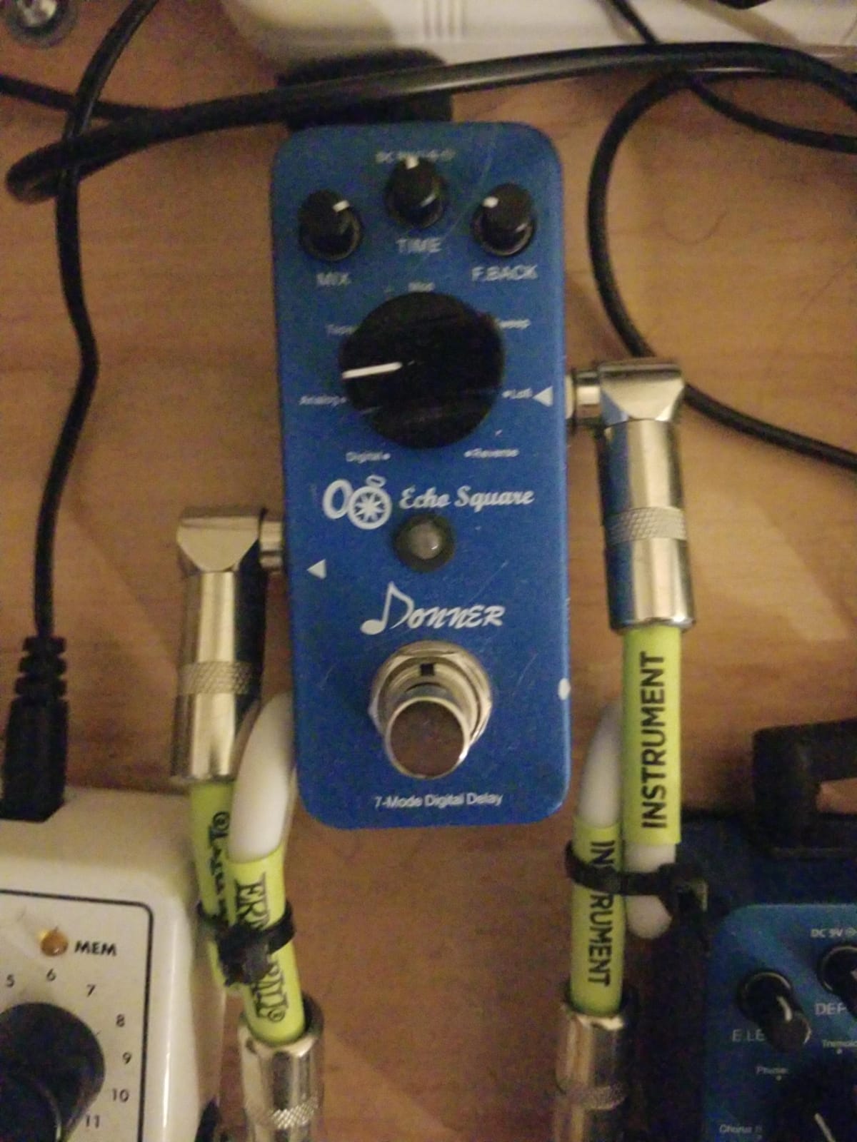 Donner Echo Square Delay Pedal - Digital 7-Modes Delay for Electric Guitar, Multi-Delay including Digital, Analog, Tape, Mod, Sweep, Lofi, Reverse - True Bypass customer photo 1