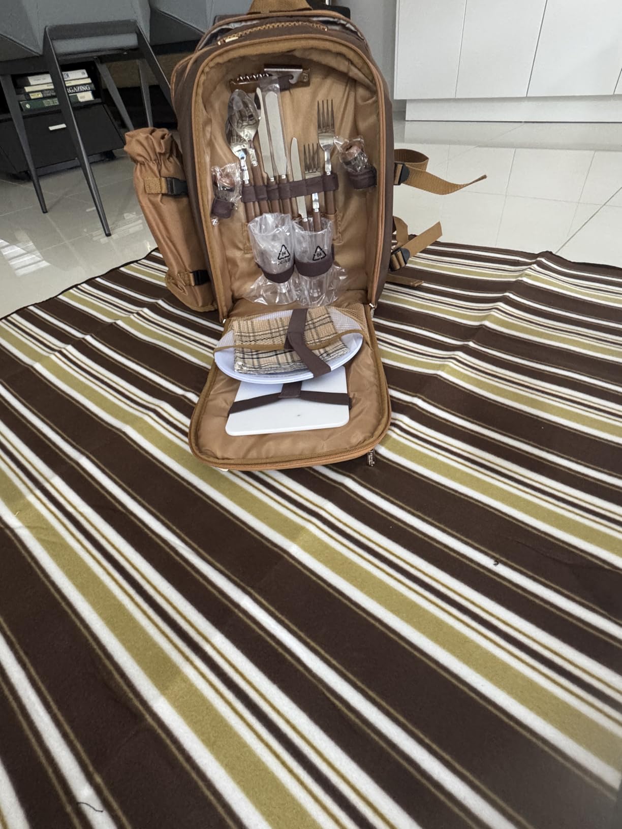 Picnic Backpack, 4-Person with Blanket & Wine, Family & Lovers Gift, Brown customer photo 2