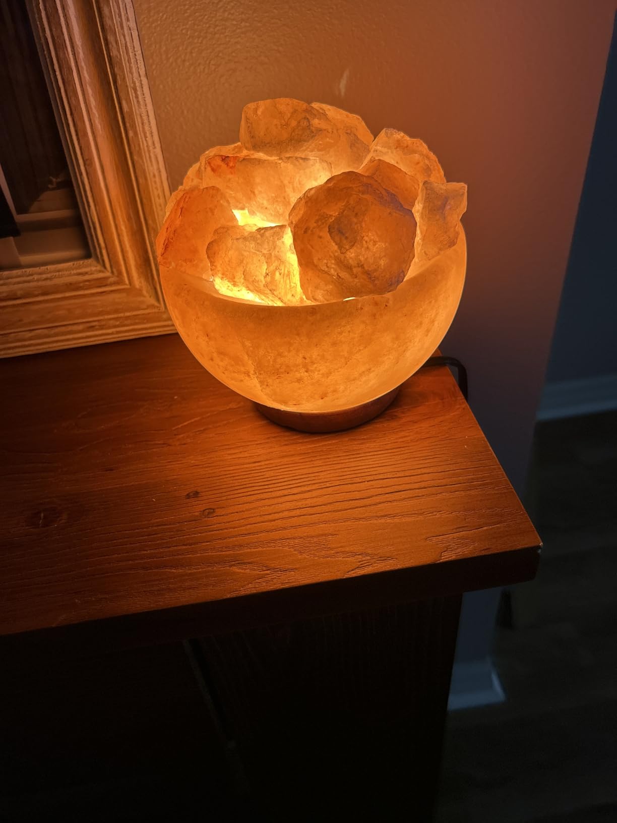 Spantik Himalayan Salt Lamp Bowl with Natural Crystal Chunks, Dimmer Cord and Classic Wood Base Premium Quality Authentic from Pakistan customer photo 1