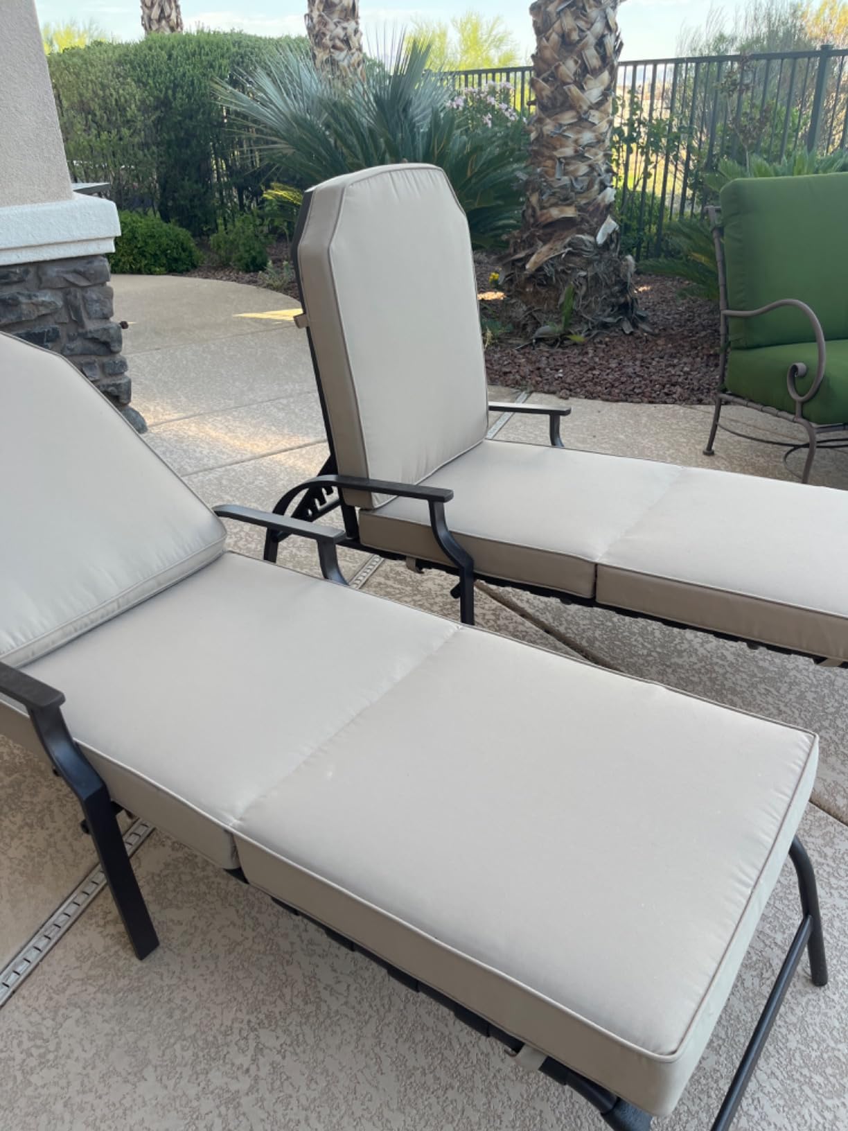Kozyard Maya Outdoor Chaise Lounge Chair with Cushion customer photo 1