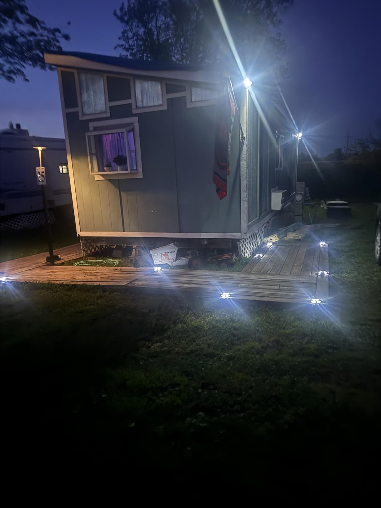 SIEDiNLAR Solar Deck Lights Outdoor LED Driveway Dock Lights, 4 Pack, White | Solar Powered Outdoor Waterproof Road Markers for Step Sidewalk Stair Garden Ground Pathway Yard customer photo 2