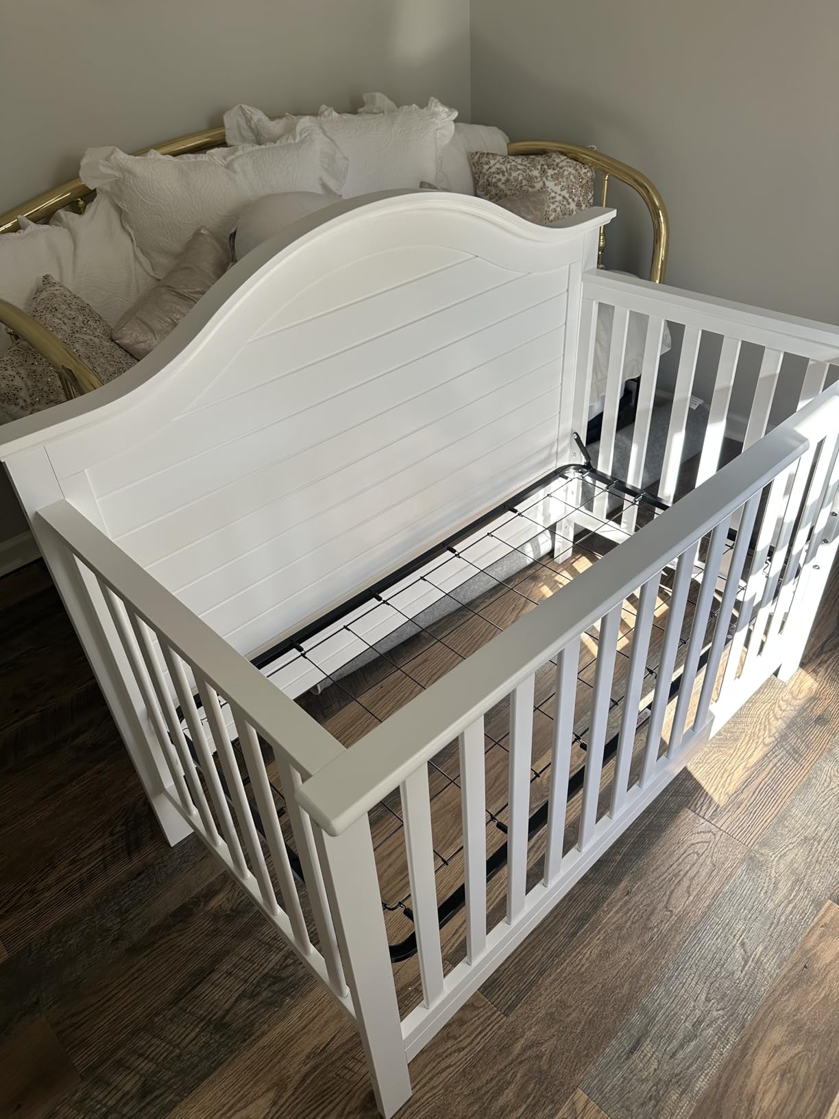 Carter's by DaVinci Nolan 4-in-1 Convertible Crib in Espresso, Greenguard Gold Certified, 57.5x30.8x47 Inch (Pack of 1) customer photo 1
