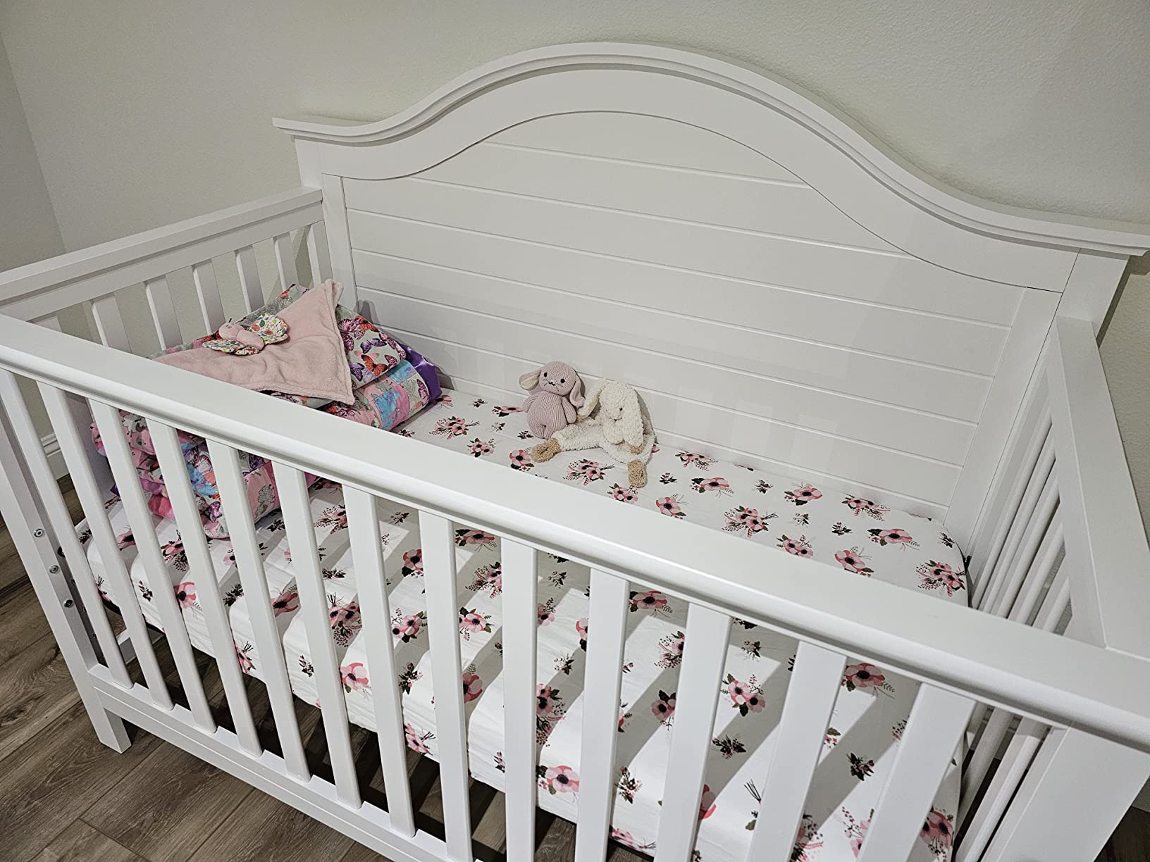 Carter's by DaVinci Nolan 4-in-1 Convertible Crib in Espresso, Greenguard Gold Certified, 57.5x30.8x47 Inch (Pack of 1) customer photo 2
