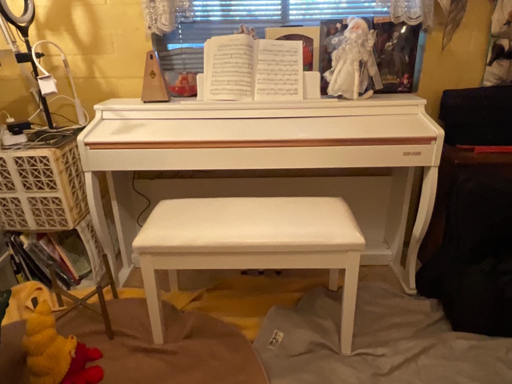 Bonnlo Piano Bench Adjustable with Storage Faux Leather Wooden Seat | Wood Frame, Faux Leather Cushion, Adjustable Height, Hidden Storage, Ideal For Piano, Keyboard Practice And Home Music Room customer photo 1