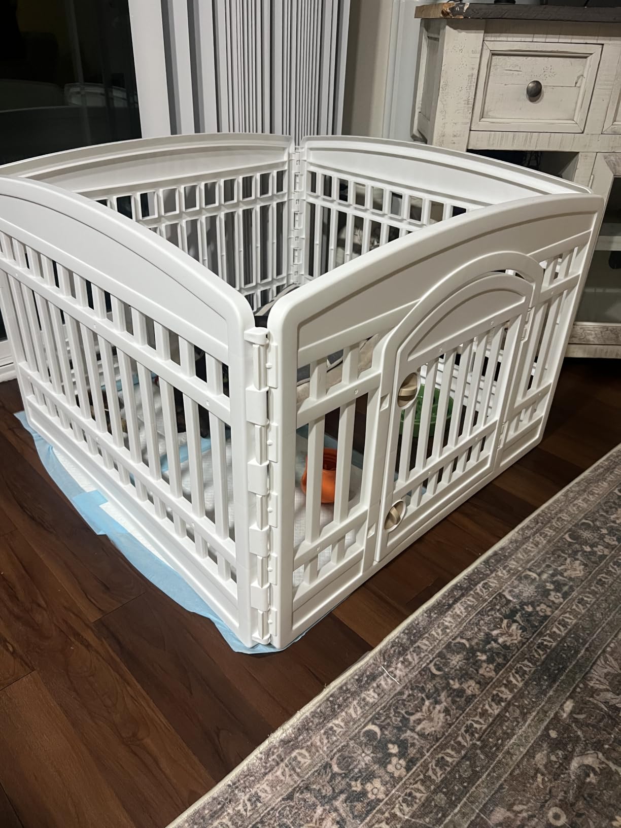 IRIS USA 4-Panel Dog Playpen, Pet Enclosure, White customer photo 1