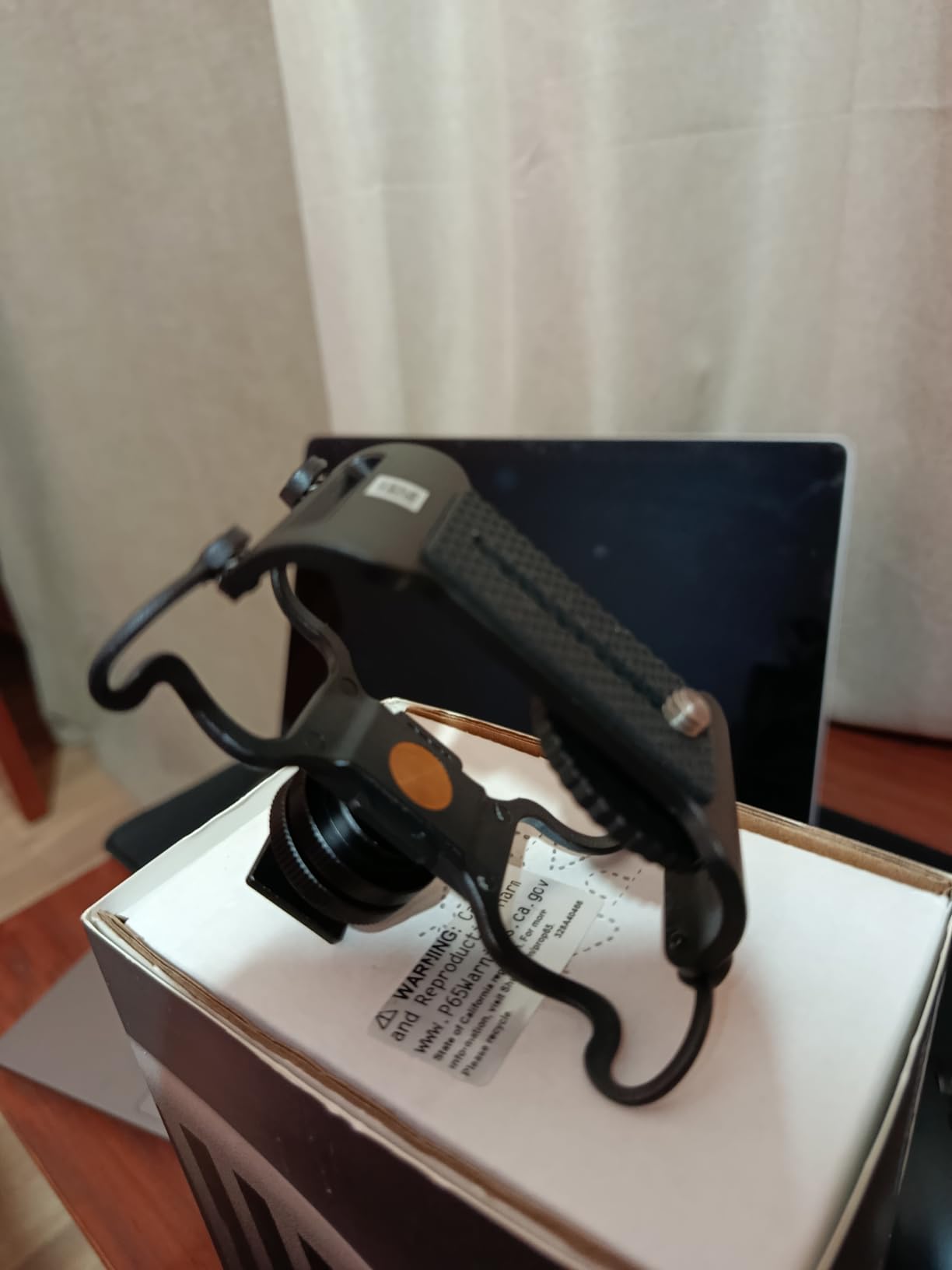 Movo SMM5-B Universal Microphone and Portable Recorder Shock Mount - Fits the Zoom H1n, H2n, H4n, H5, H6, Tascam DR-40x, DR-05x, DR-07x and others with a 1/4