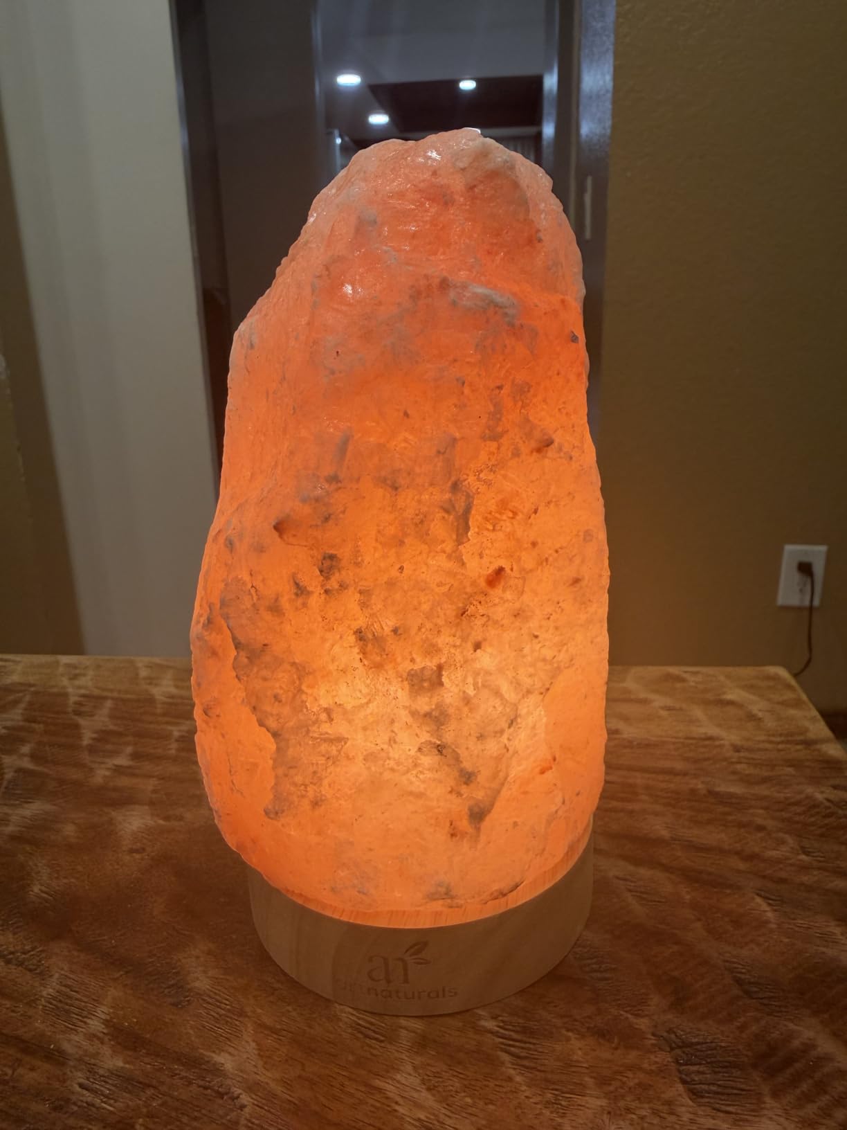 Artnaturals Himalayan Salt Lamp with Wooden Base | Authentic Himalayan Pink Salt, Natural Wooden Base, Adjustable Dimmer Switch, Warm Ambient Glow for Bedroom & Home Decor customer photo 2