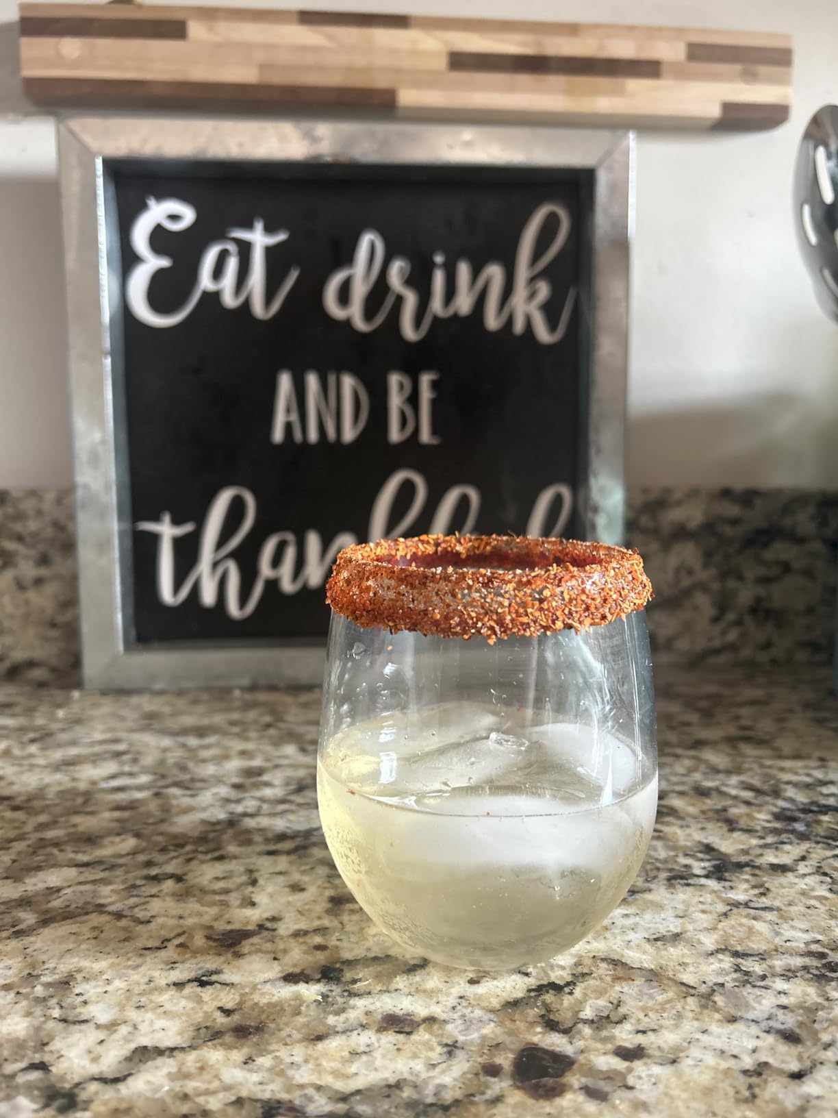 Tajin Clásico Rimmer, Mexican Chili Lime Spice Blend for Margaritas, Micheladas, Cheladas, Palomas, Bloody Marys, Beer, and Cocktails, Zesty Flavor Enhancer, 4.23 oz (Pack of 1) customer photo 2